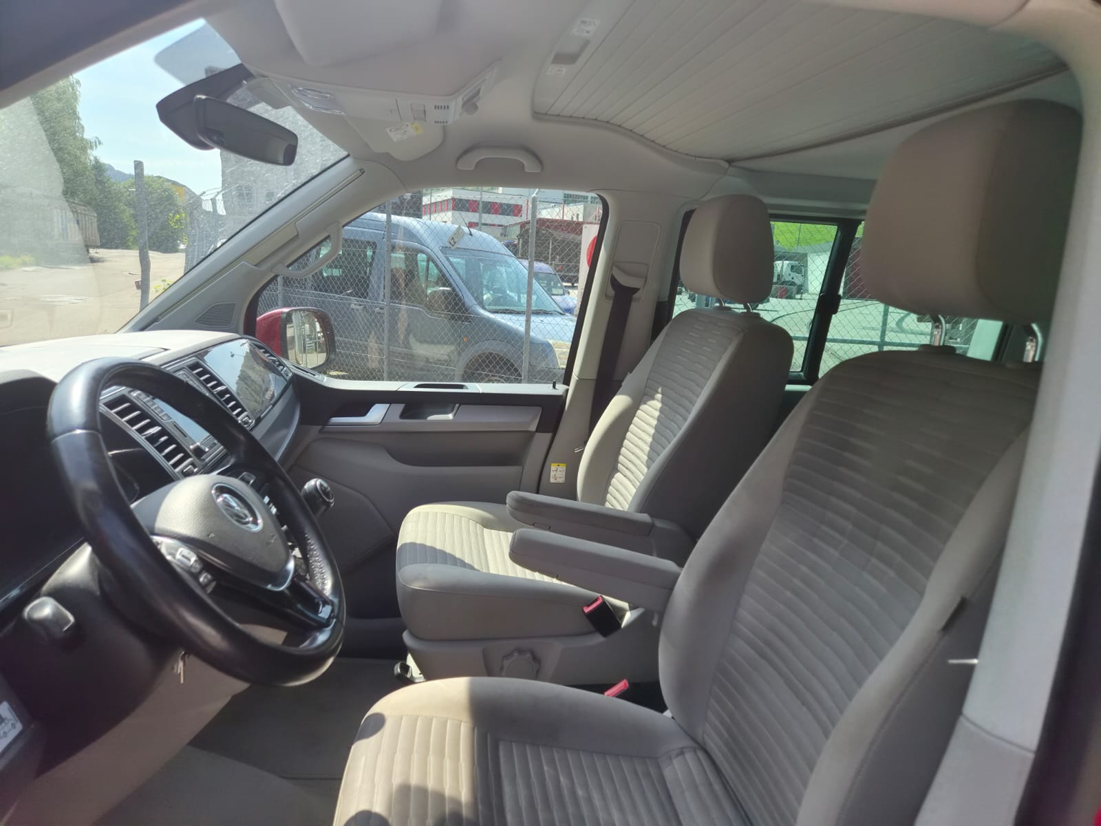 VW T6 California 2.0 TDI Ocean RED 4Motion-image-5