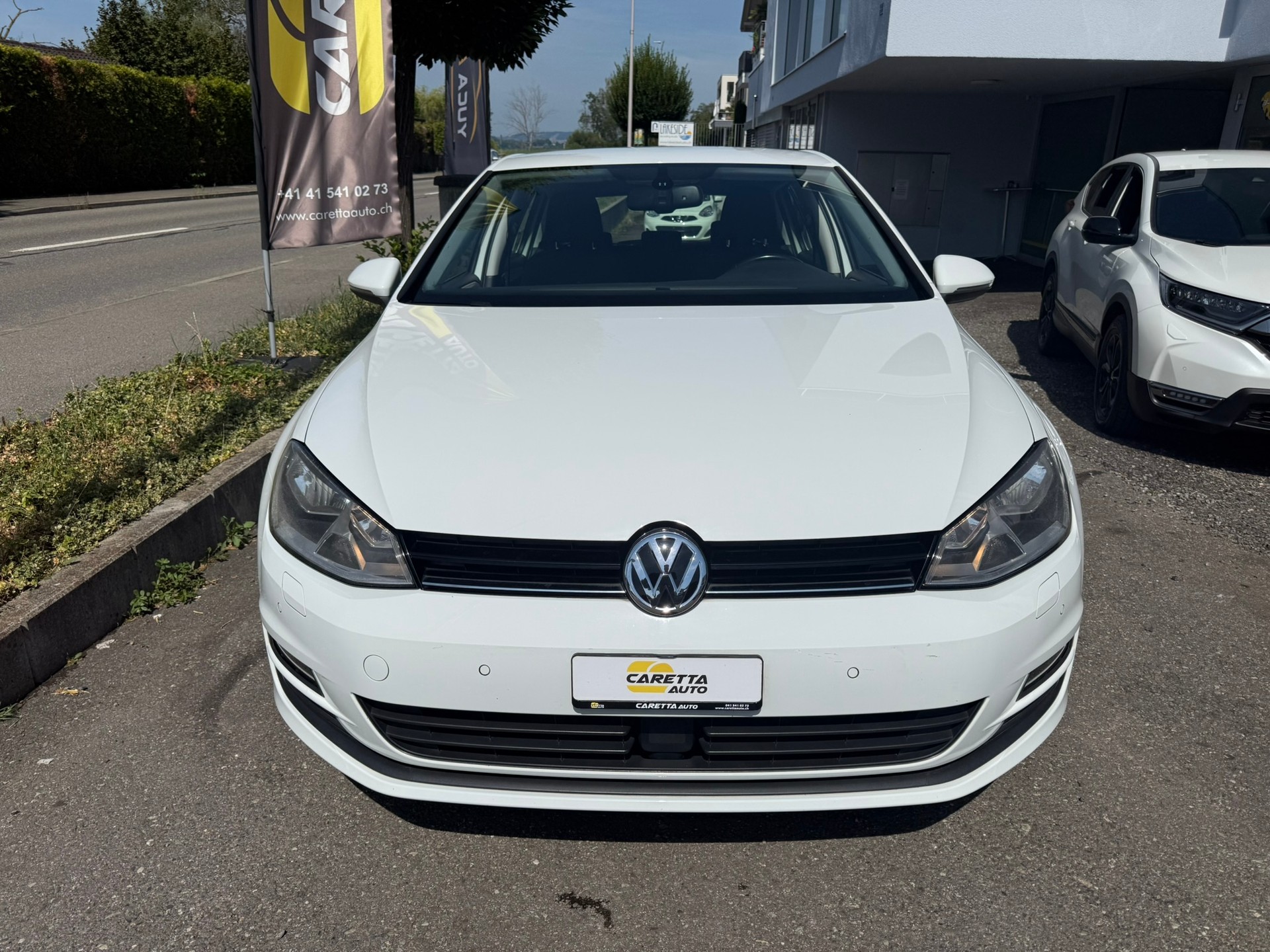 VW Golf 1.4 TSI 65th Edition DSG-image-1