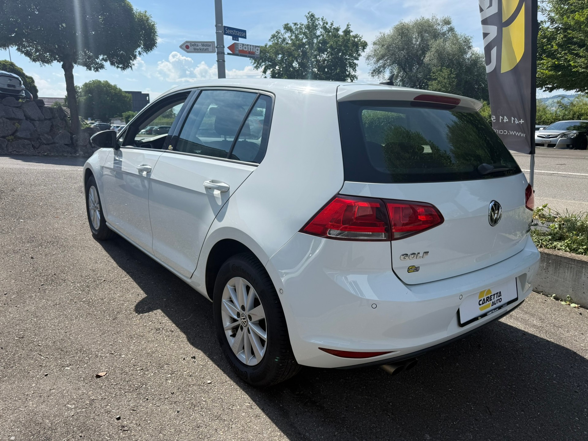 VW Golf 1.4 TSI 65th Edition DSG-image-4