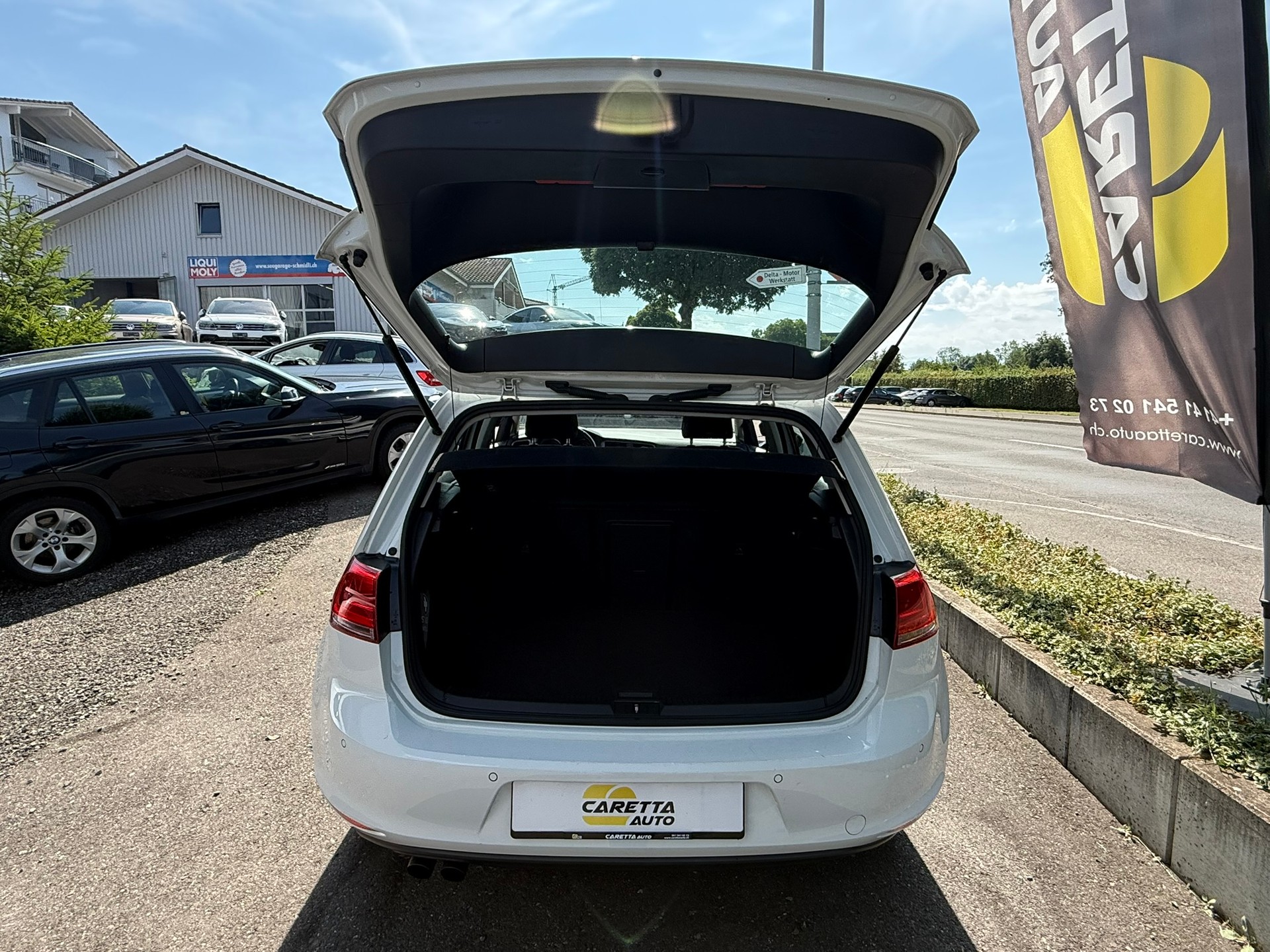 VW Golf 1.4 TSI 65th Edition DSG-image-8