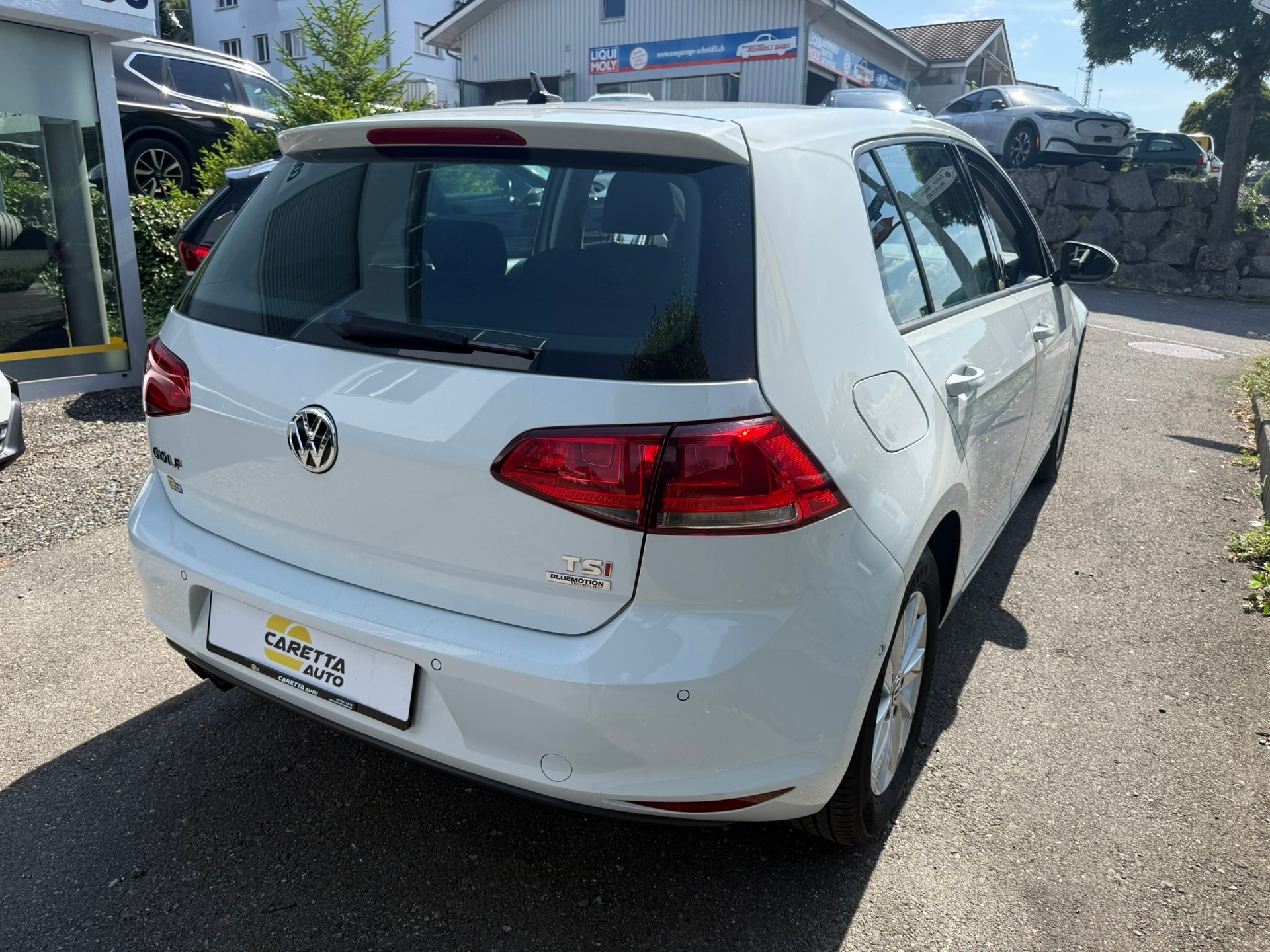VW Golf 1.4 TSI 65th Edition DSG-image-6