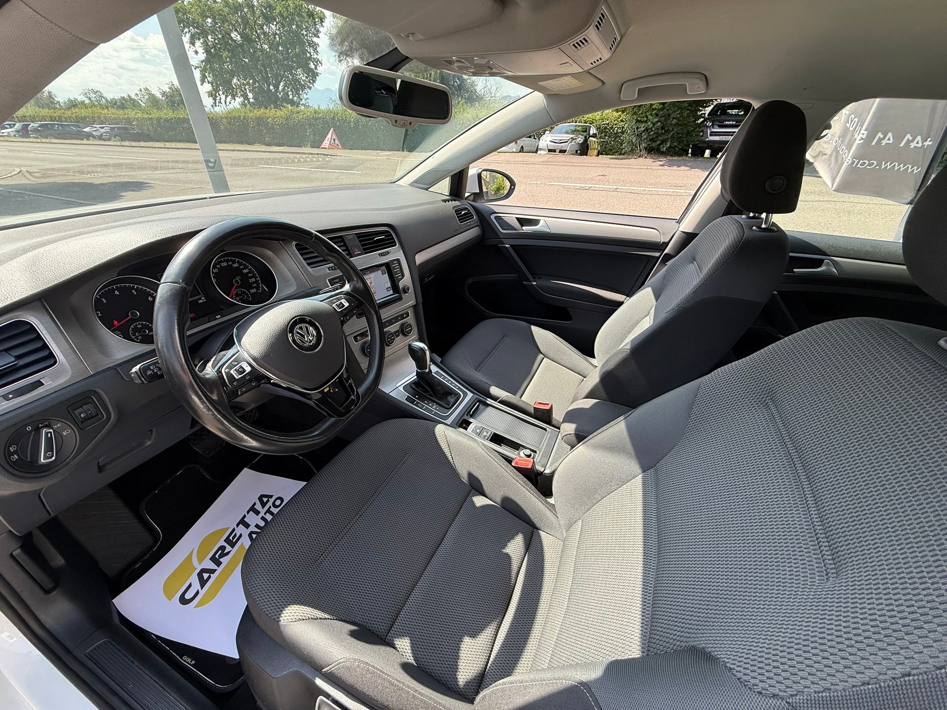 VW Golf 1.4 TSI 65th Edition DSG-image-9