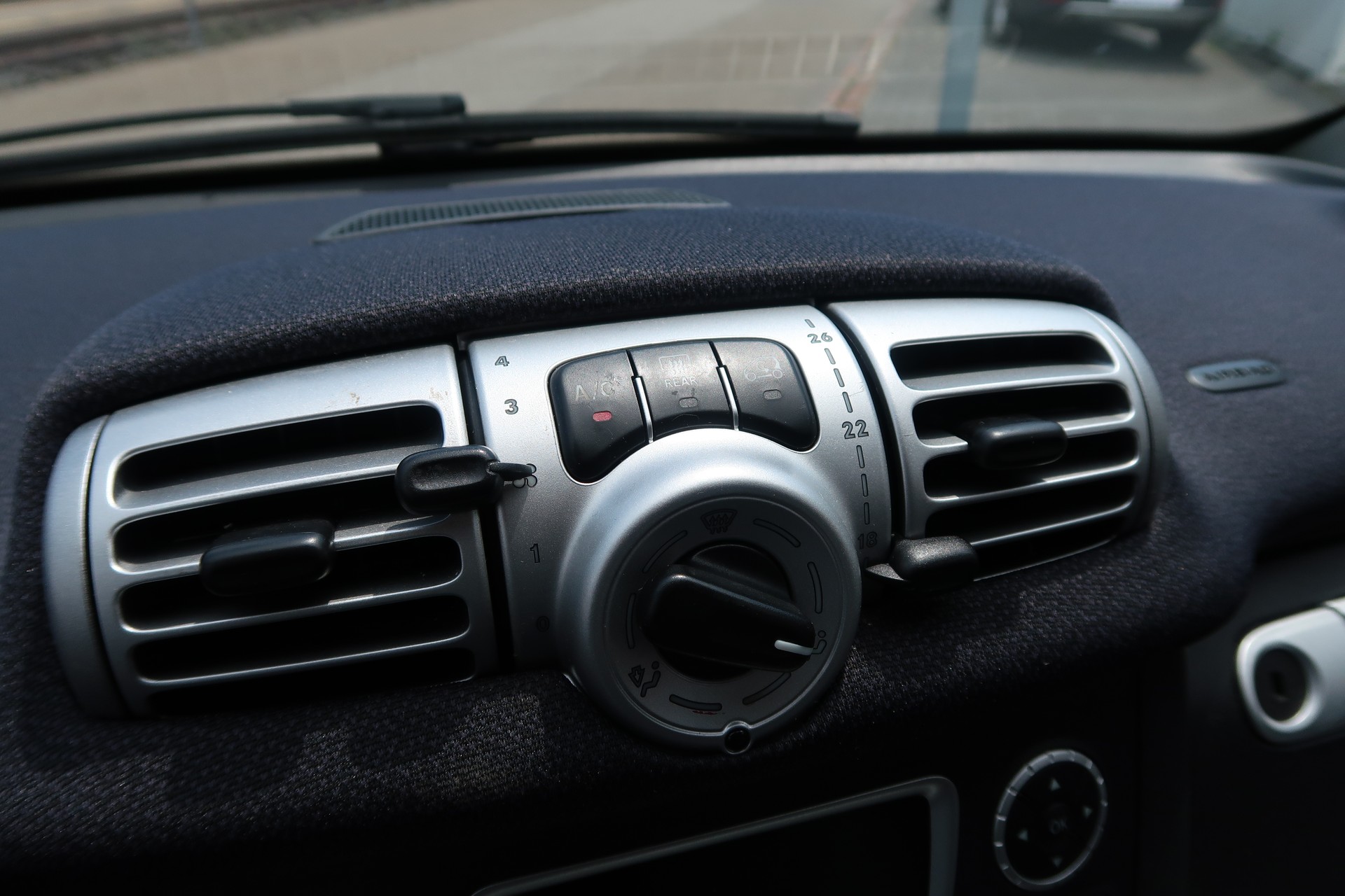 SMART fortwo pure mhd softouch-image-8