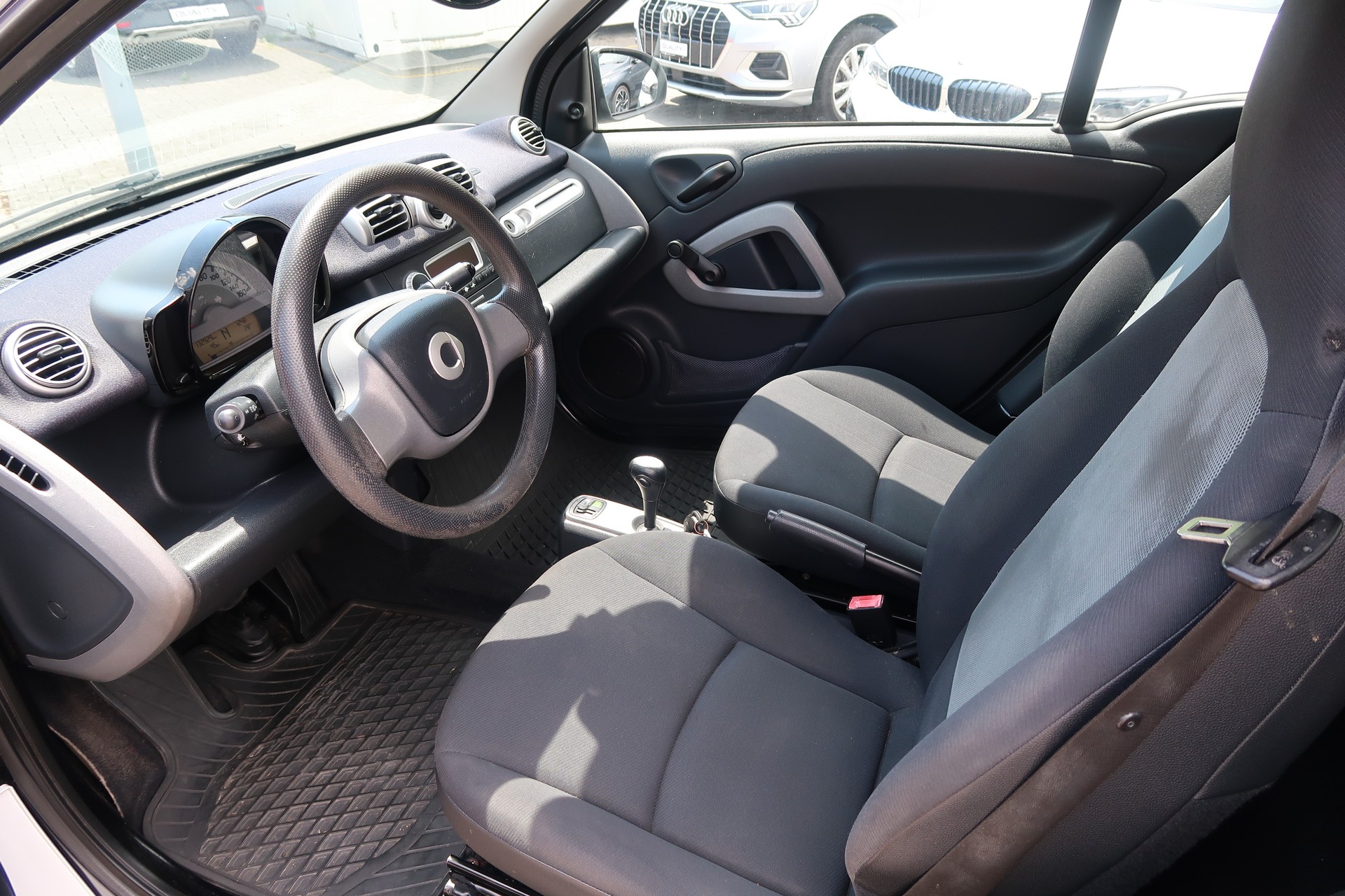 SMART fortwo pure mhd softouch-image-4