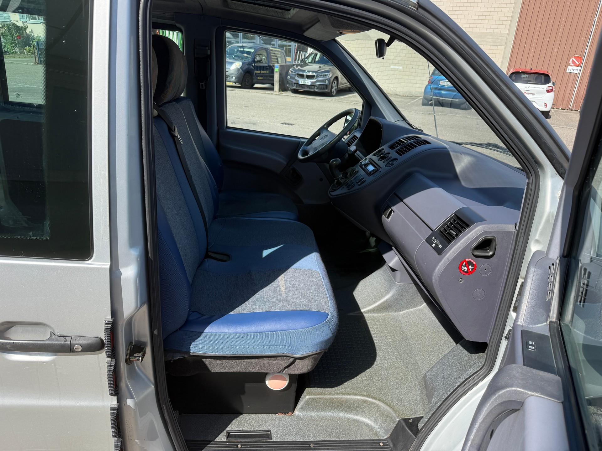 MERCEDES-BENZ Vito 112CDI-image-9