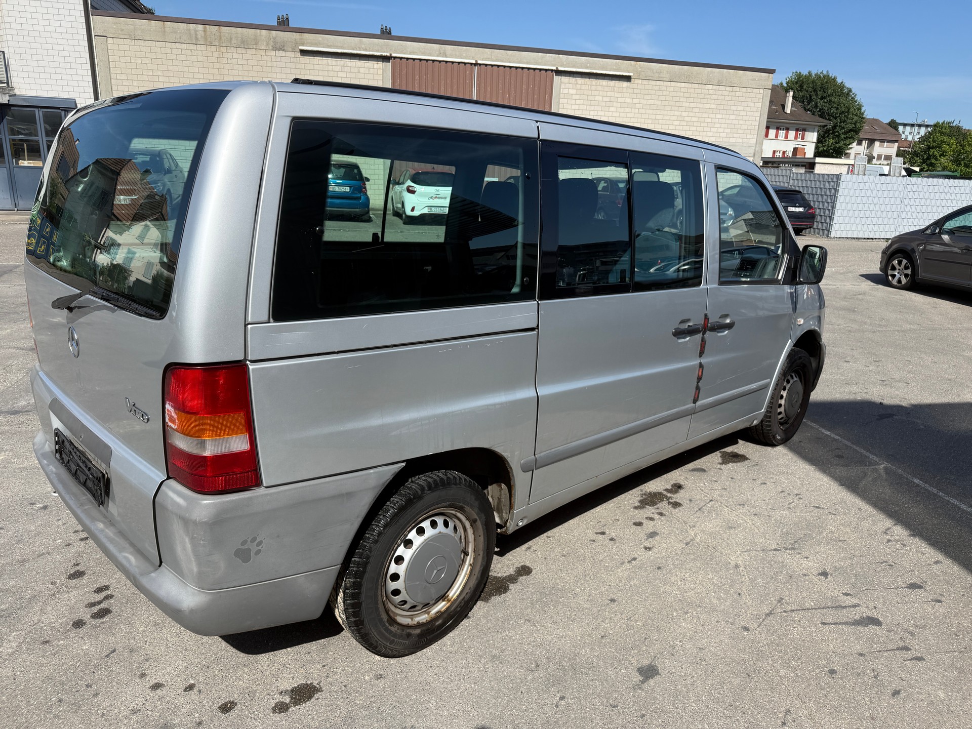 MERCEDES-BENZ Vito 112CDI-image-4