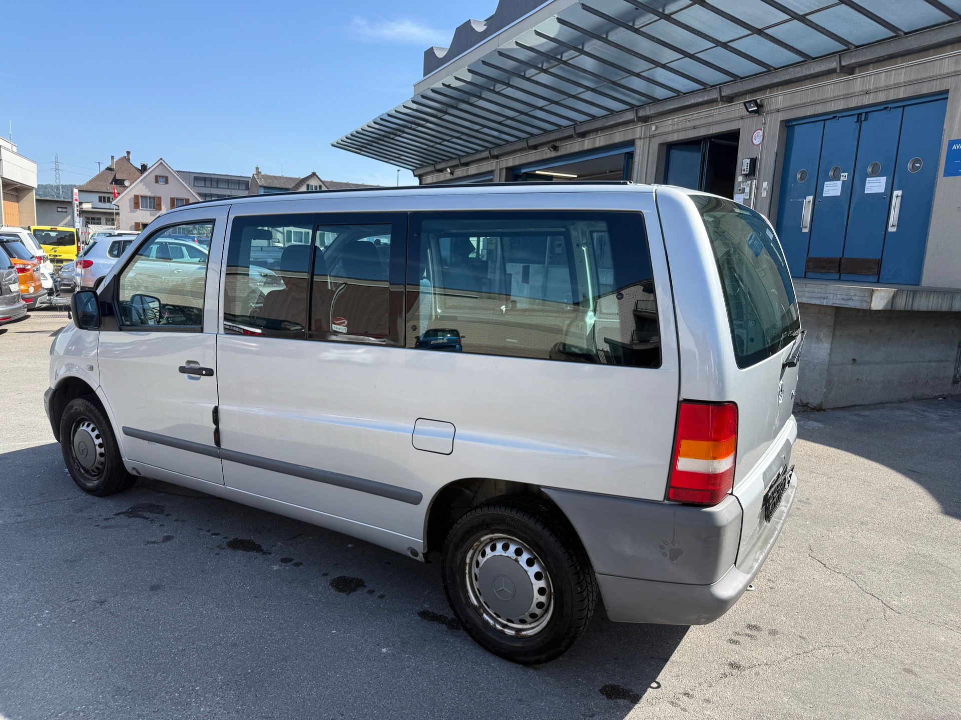MERCEDES-BENZ Vito 112CDI-image-3