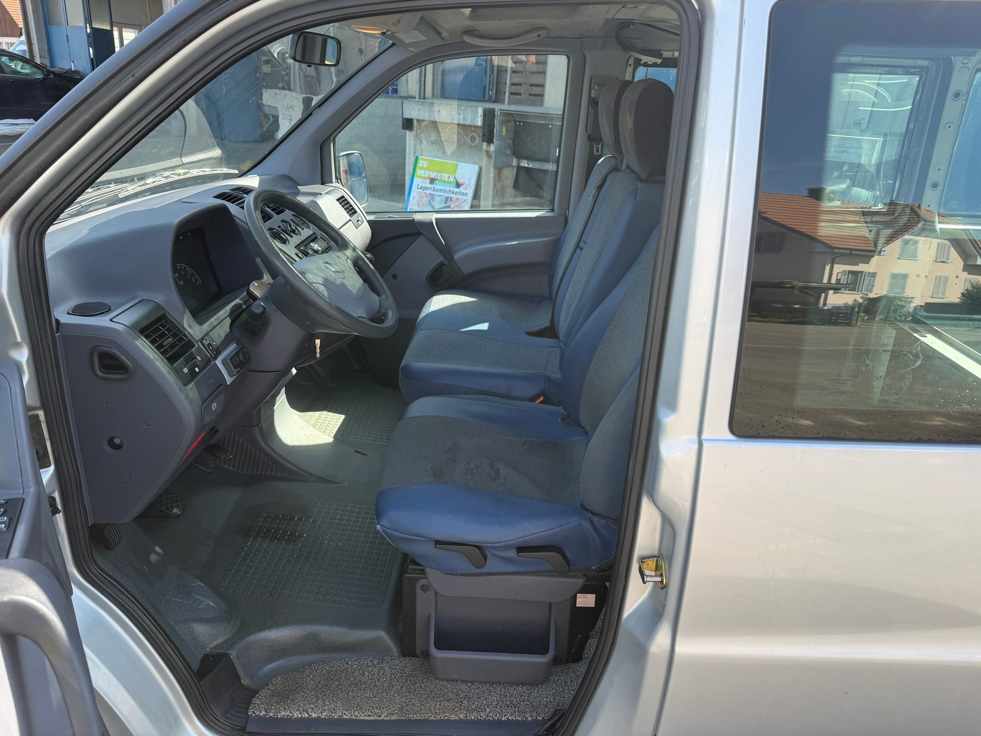 MERCEDES-BENZ Vito 112CDI-image-8