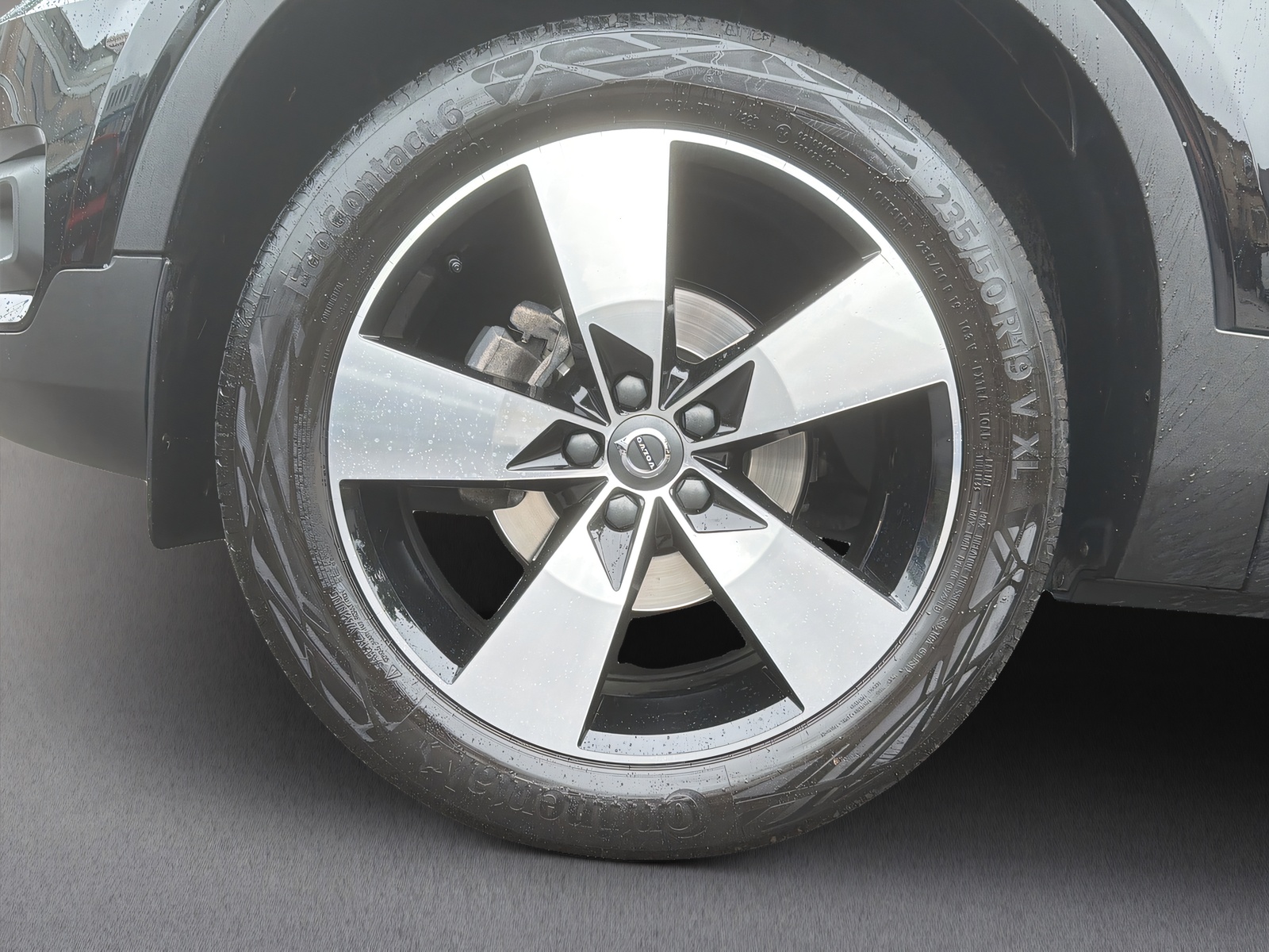 VOLVO XC40 1.5 T2 Momentum-image-19