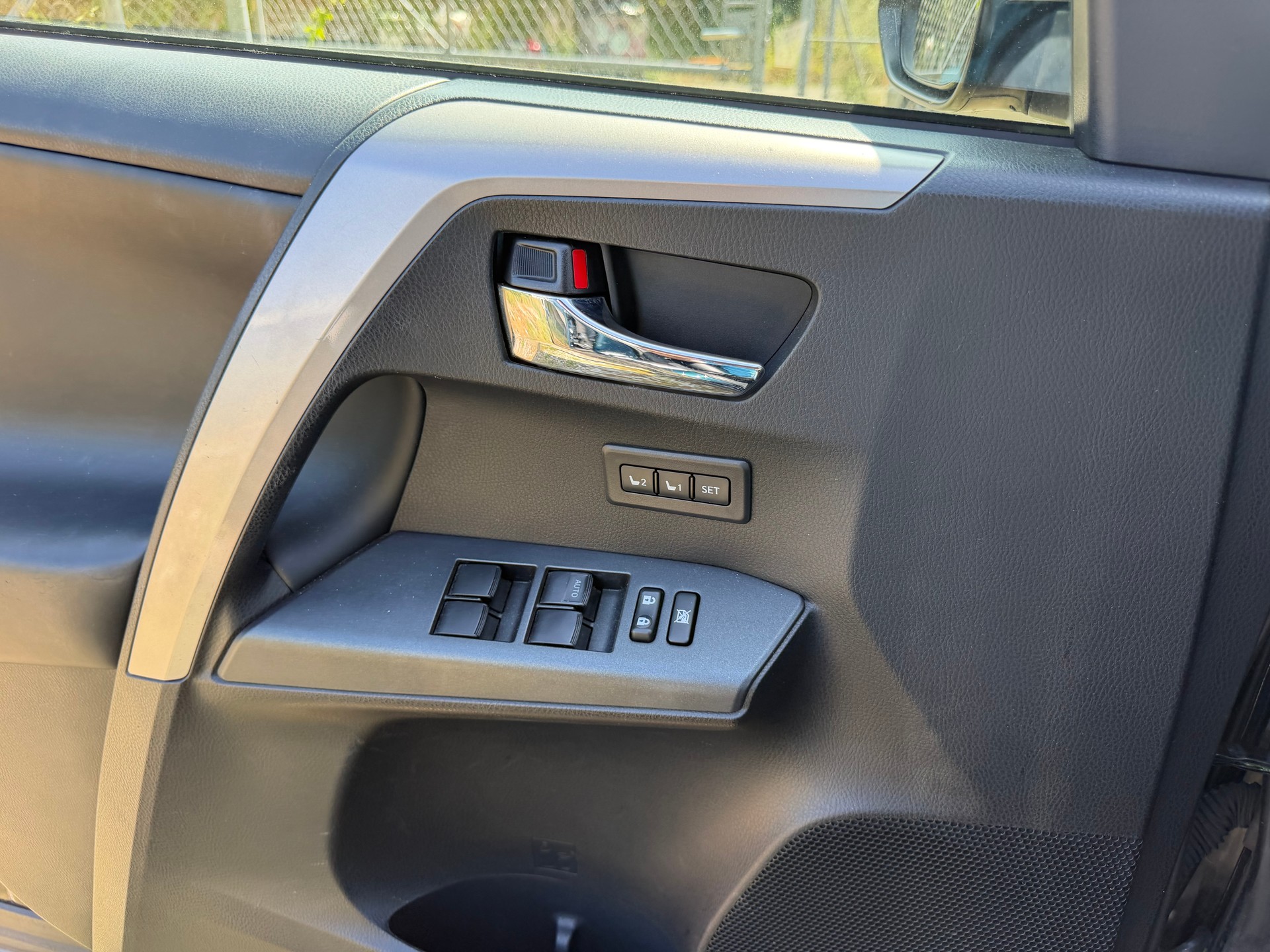 TOYOTA RAV-4 2.5 HSD Premium e-CVT-image-12