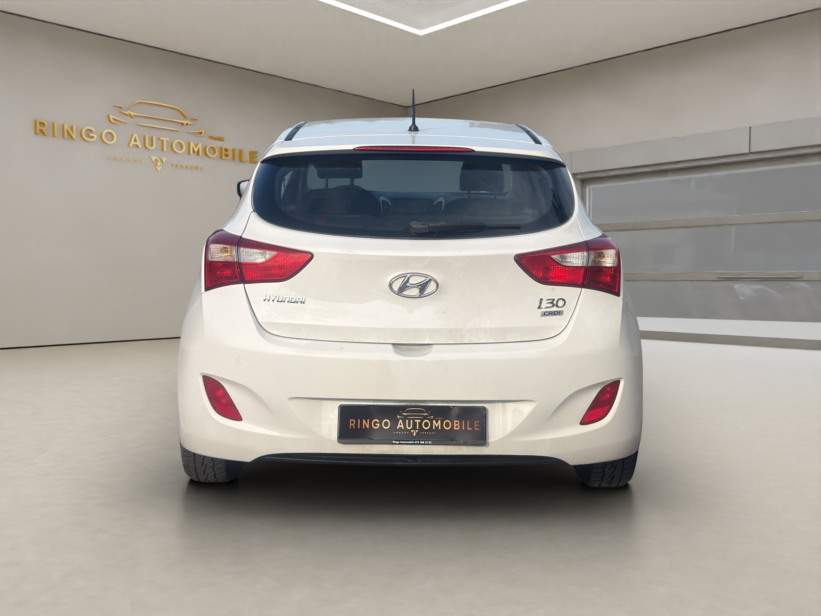 HYUNDAI i30 1.4 CRDI-image-5