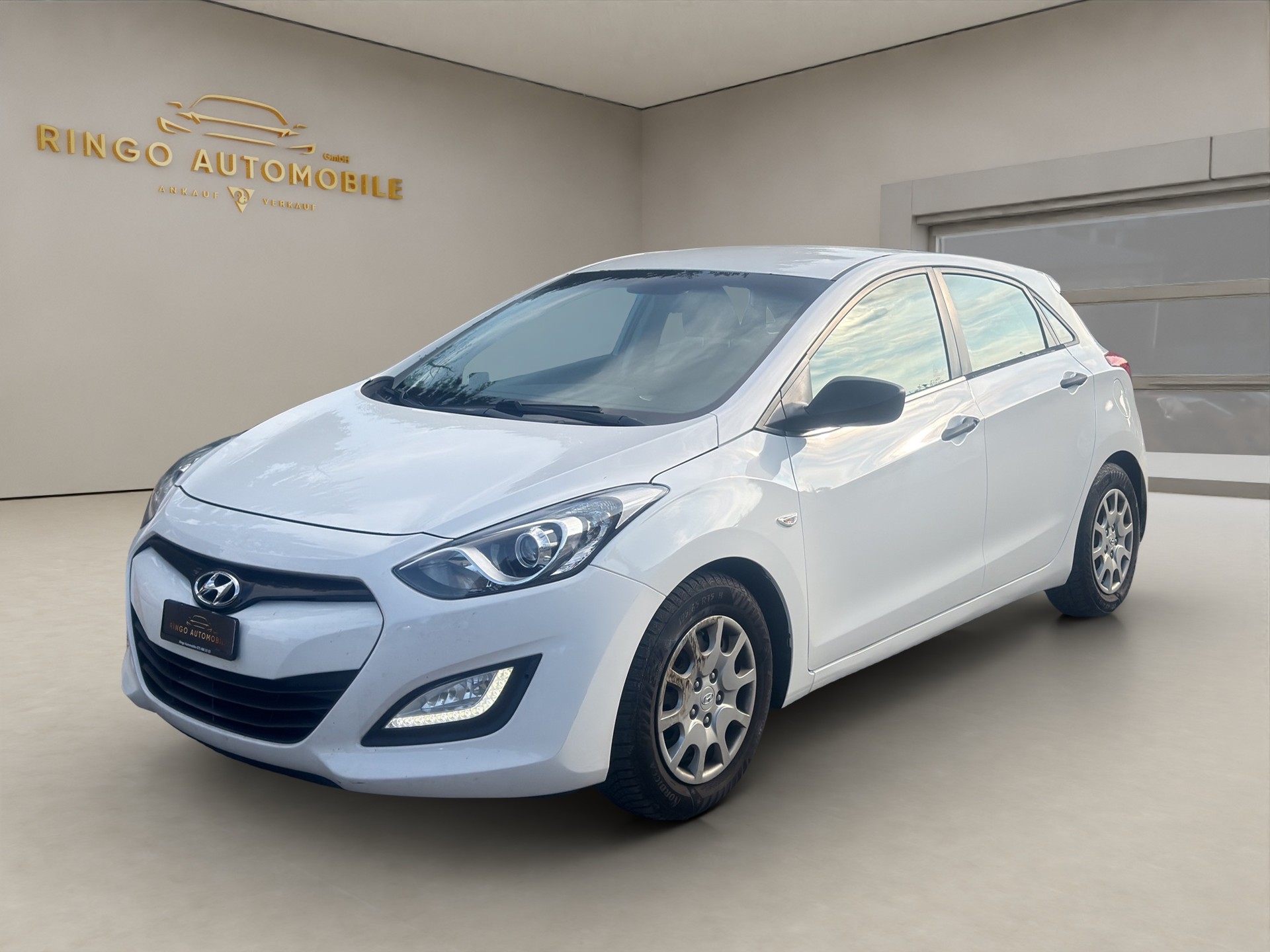 HYUNDAI i30 1.4 CRDI-showroom-element-2