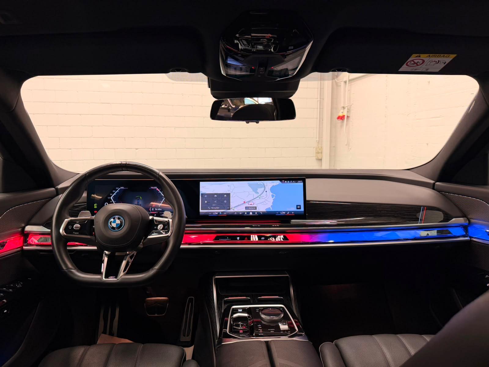 BMW 750e xDrive M Sport All Balck Performance Steptronic 4Jahre Garantie & Gratisservice Vollausstattung-image-12