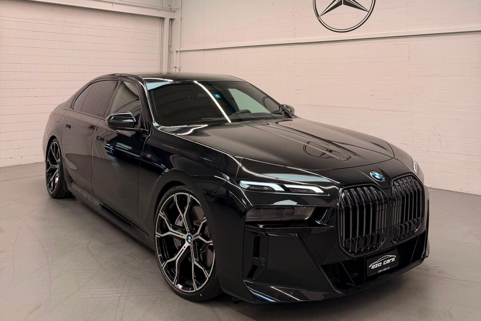 BMW 750e xDrive M Sport All Balck Performance Steptronic 4Jahre Garantie & Gratisservice Vollausstattung