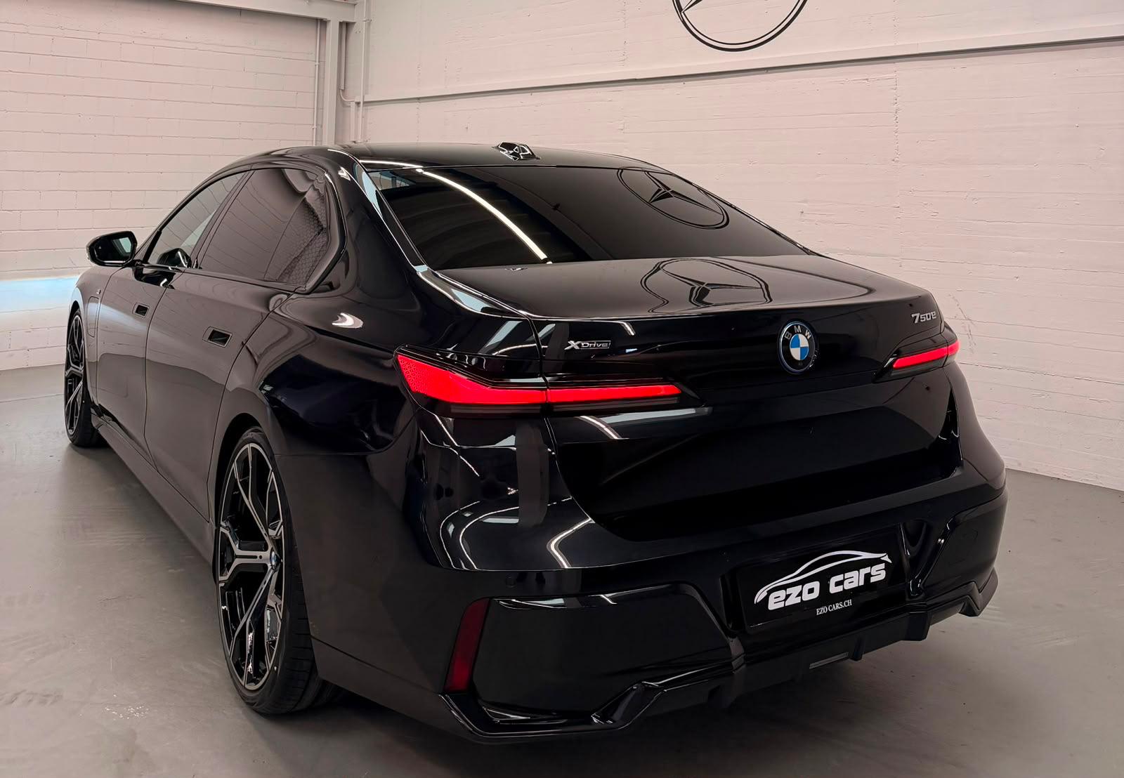 BMW 750e xDrive M Sport All Balck Performance Steptronic 4Jahre Garantie & Gratisservice Vollausstattung-image-5