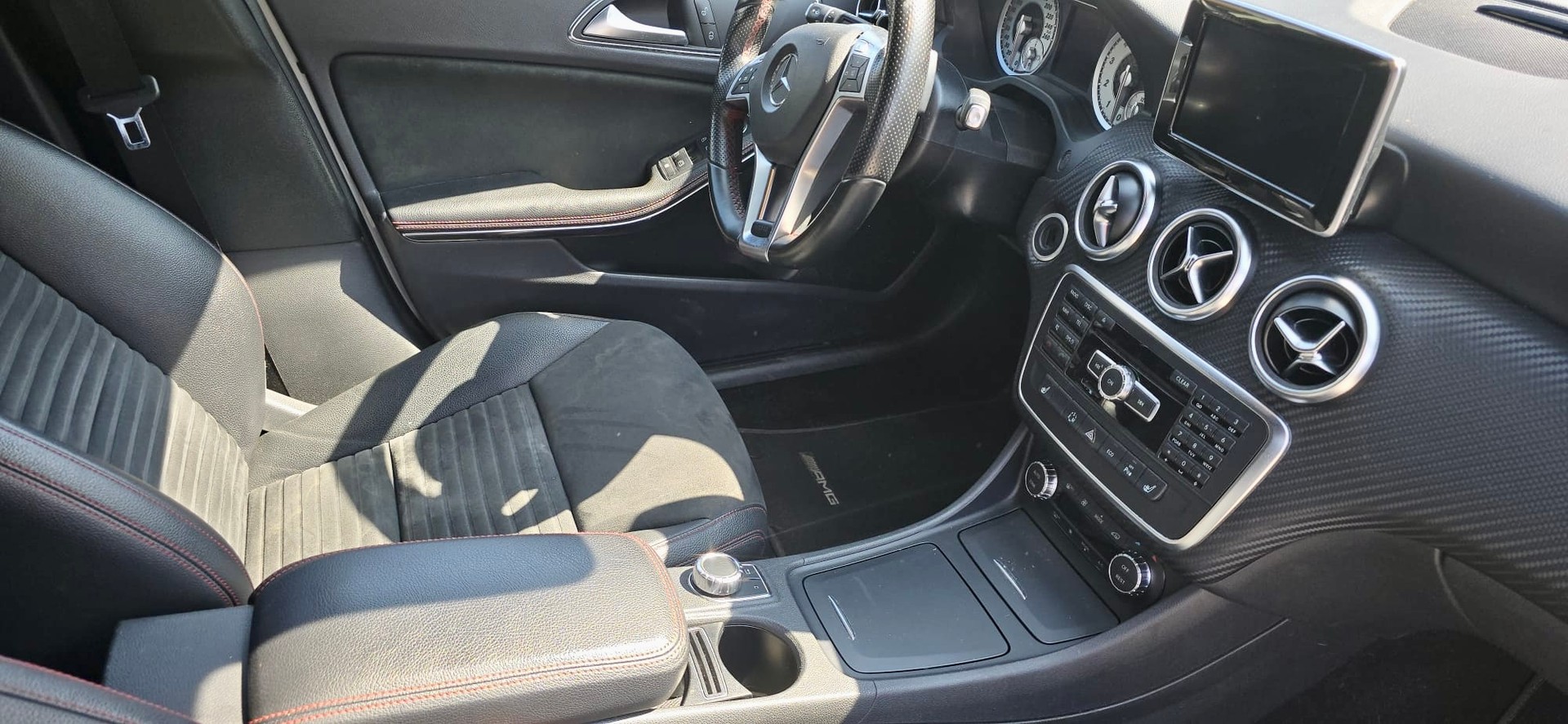 MERCEDES-BENZ AMG Line-image-12