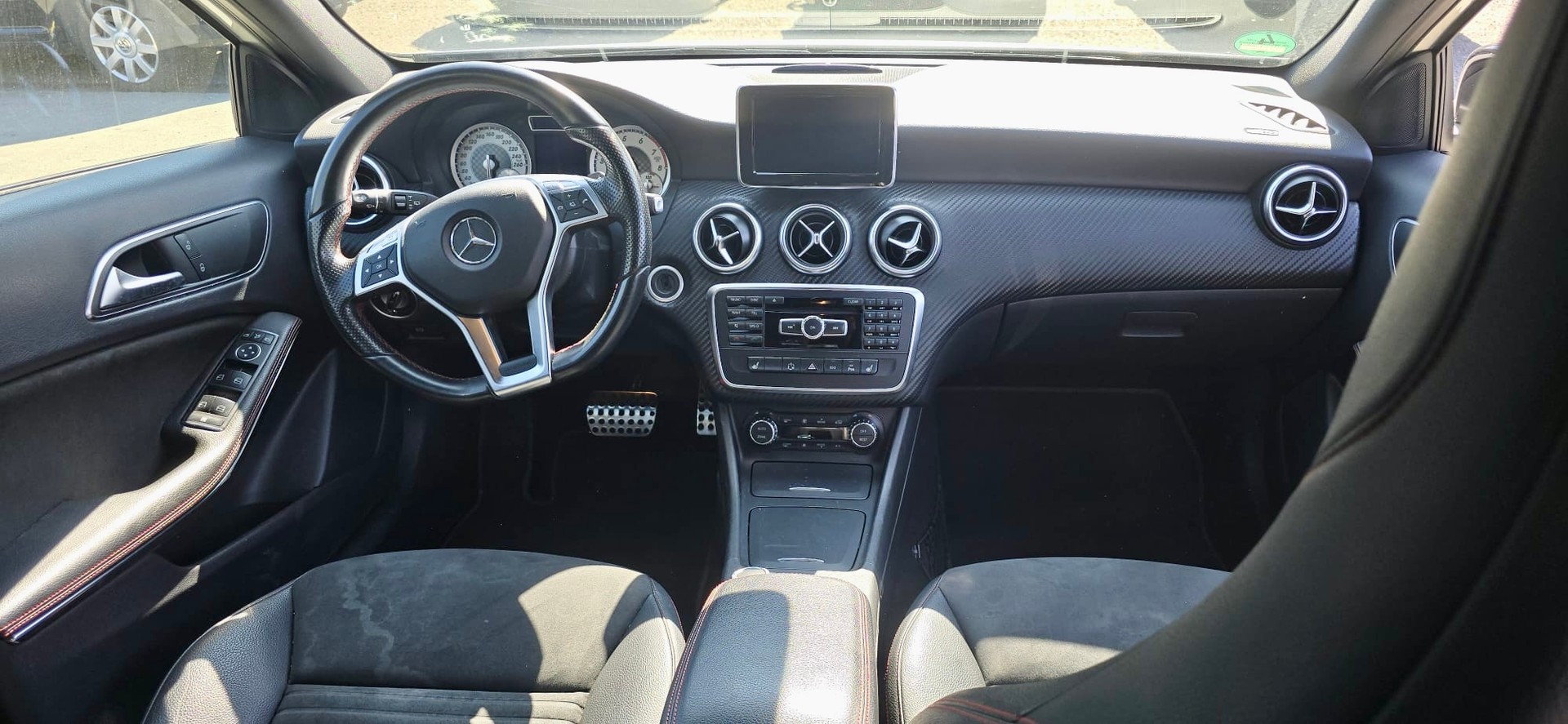 MERCEDES-BENZ AMG Line-image-11