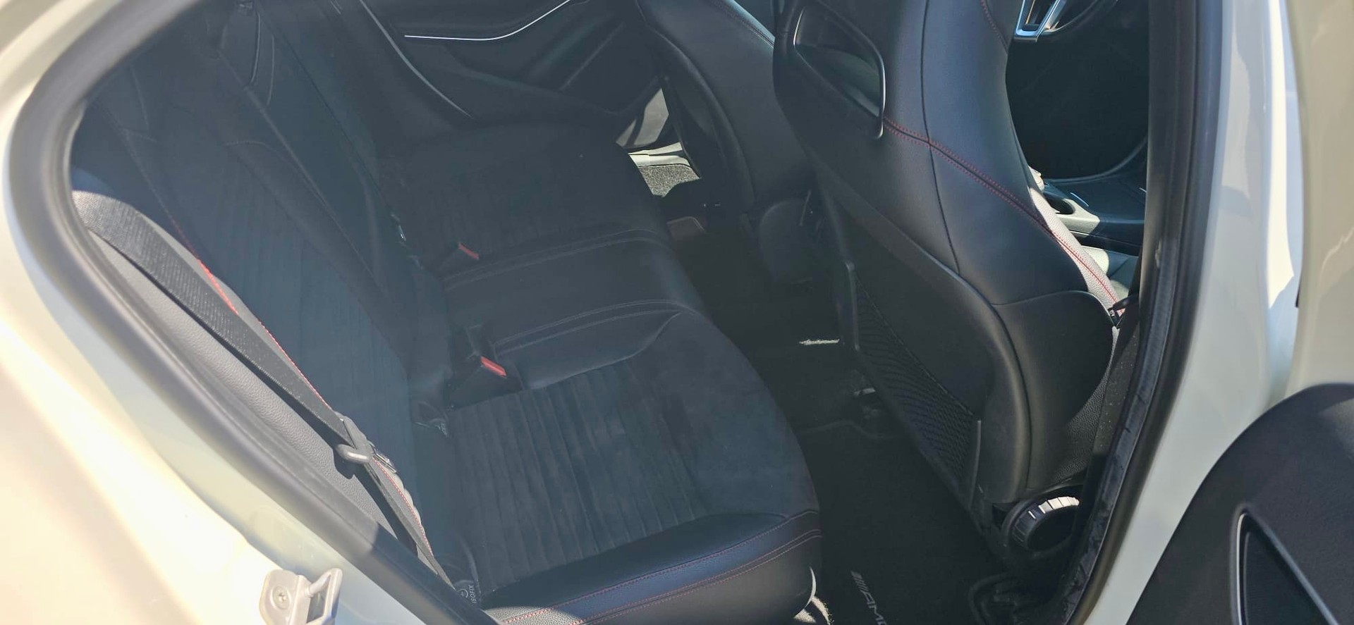 MERCEDES-BENZ AMG Line-image-13