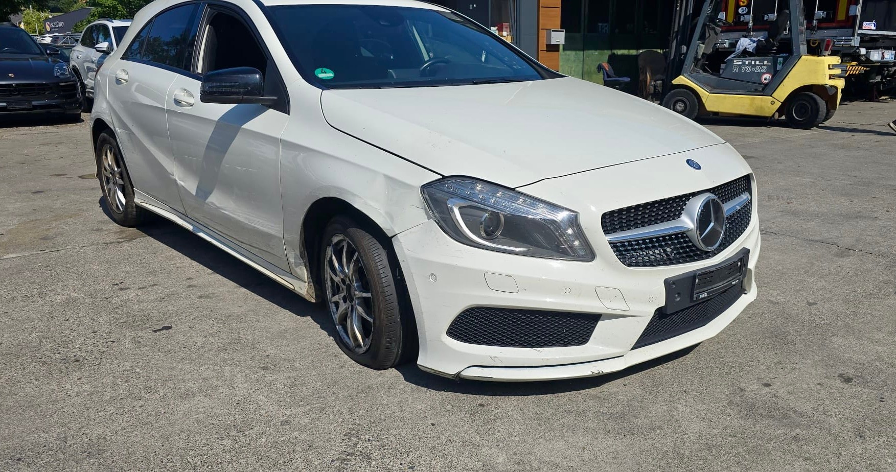 MERCEDES-BENZ AMG Line-image-2