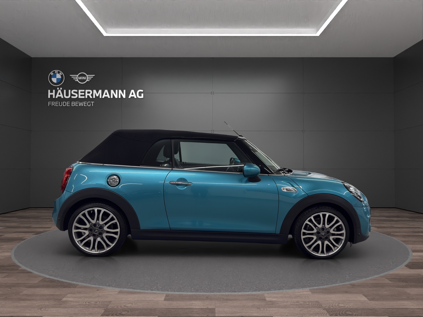 MINI Cabrio Cooper S Cabrio-image-3