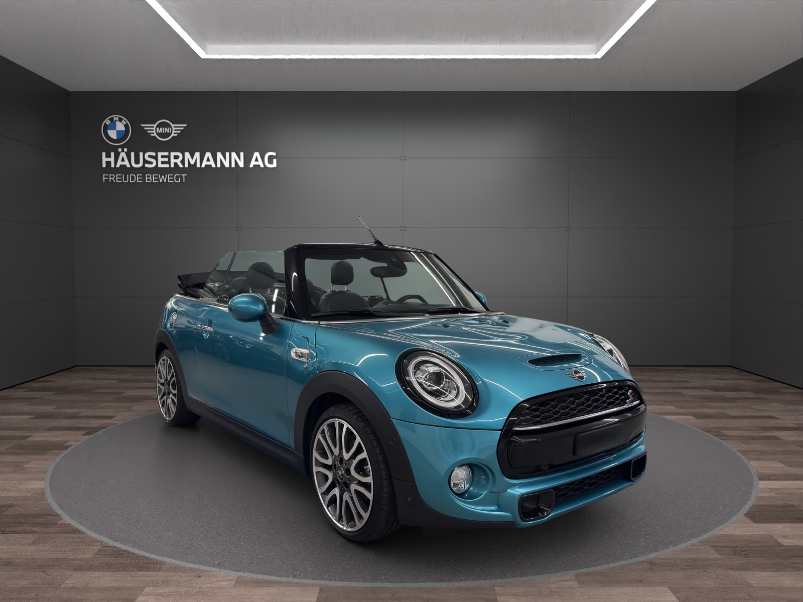 MINI Cabrio Cooper S Cabrio-image-2