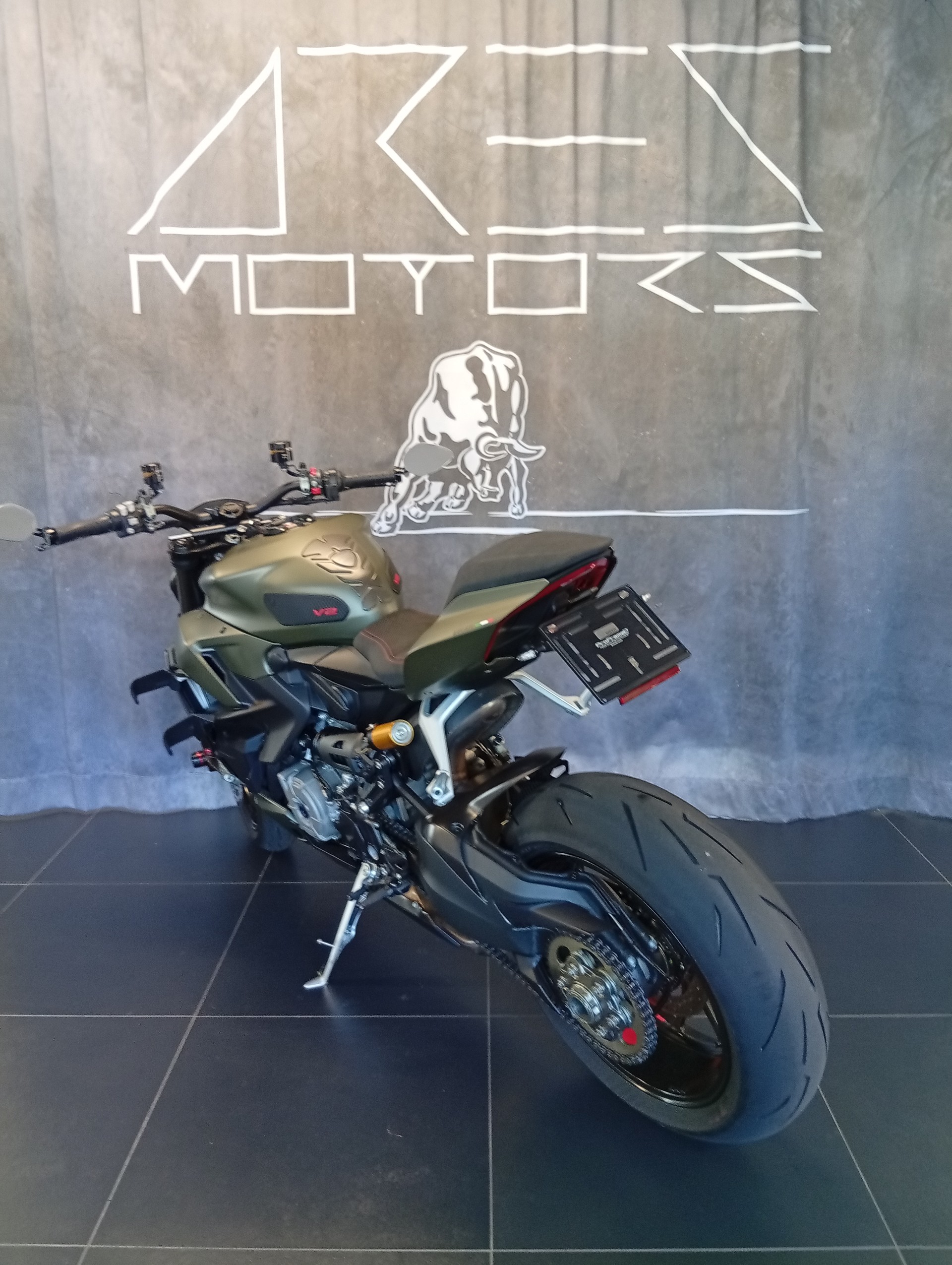 DUCATI Streetfighter V2-image-5
