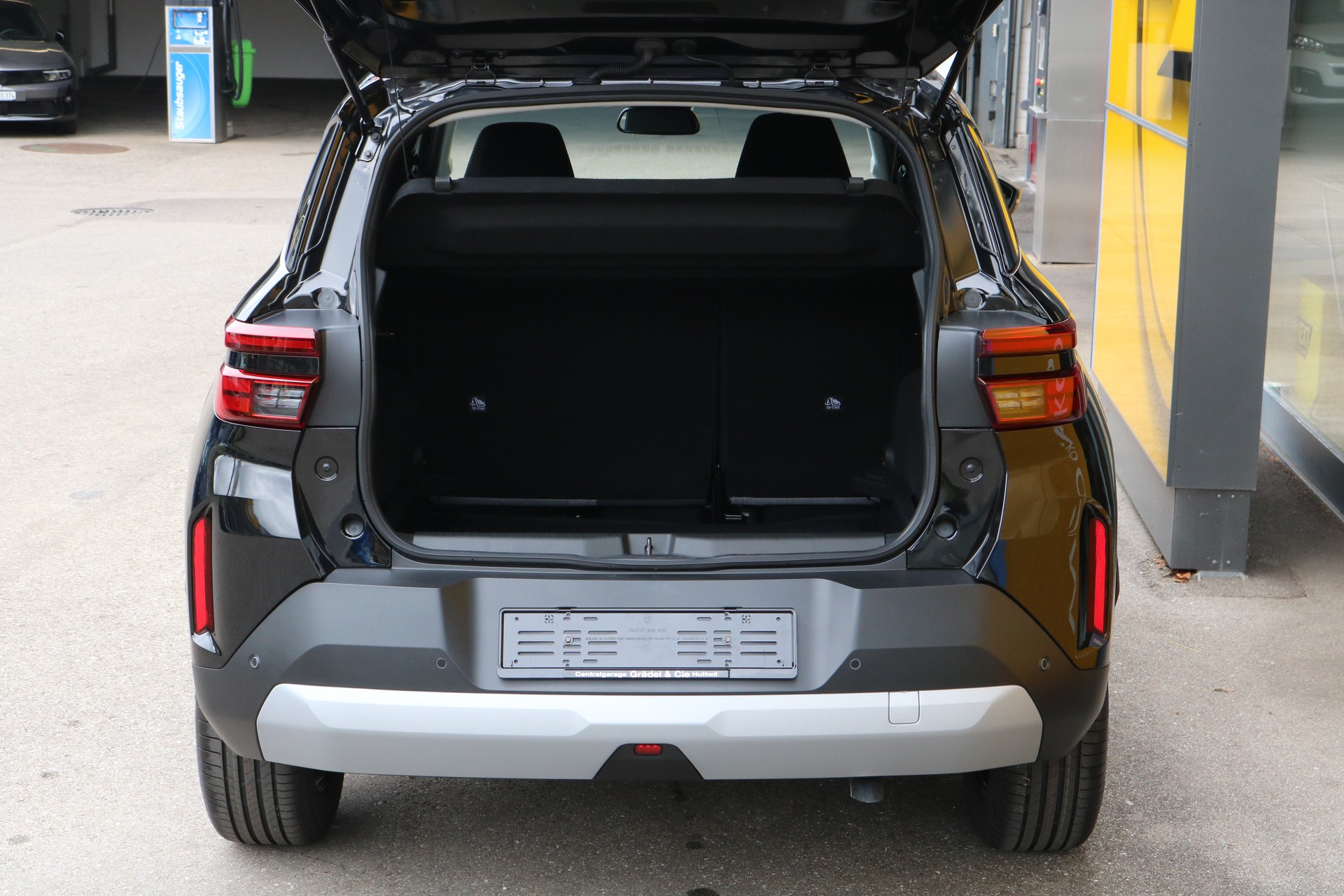 OPEL Frontera 1.2i MHEV GS 145PS-image-13