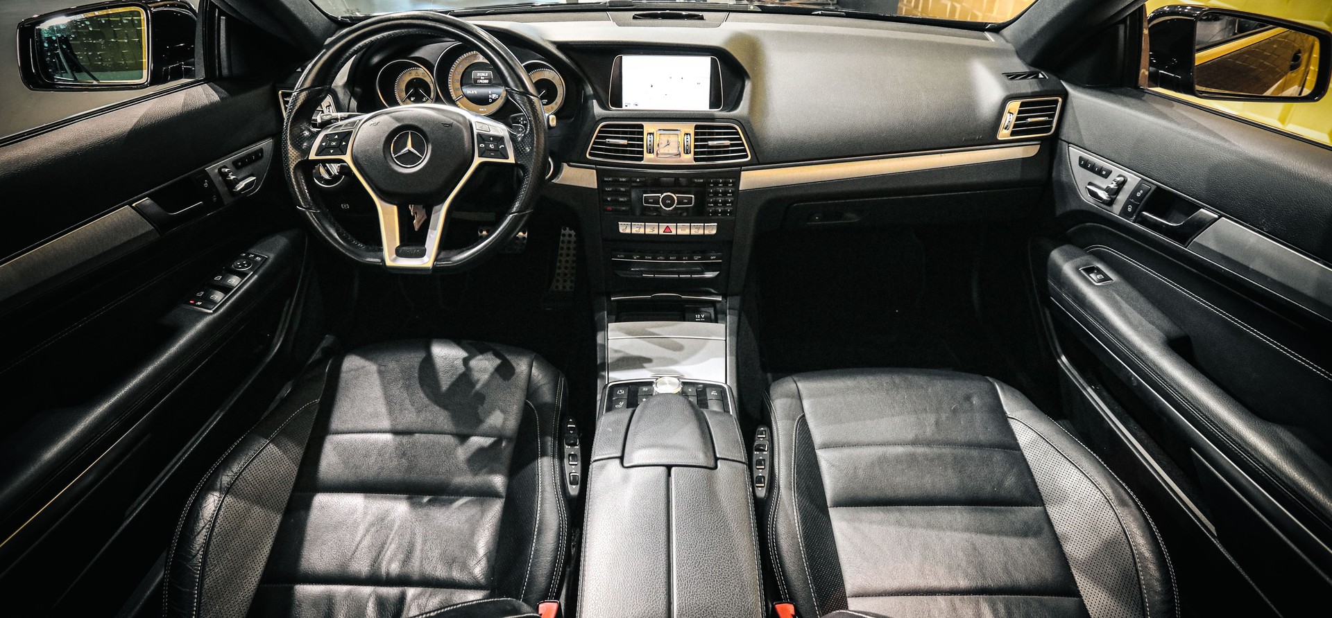MERCEDES-BENZ E 250 7G-Tronic-image-11