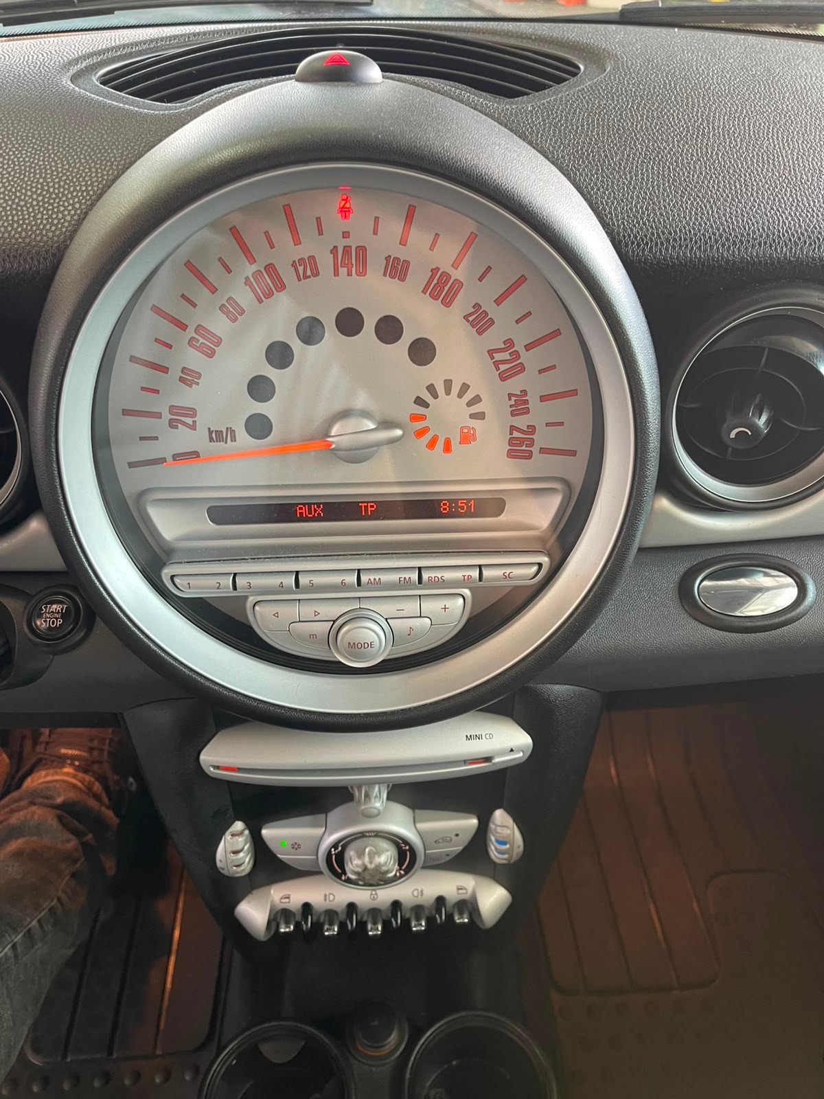 MINI Cooper-image-11