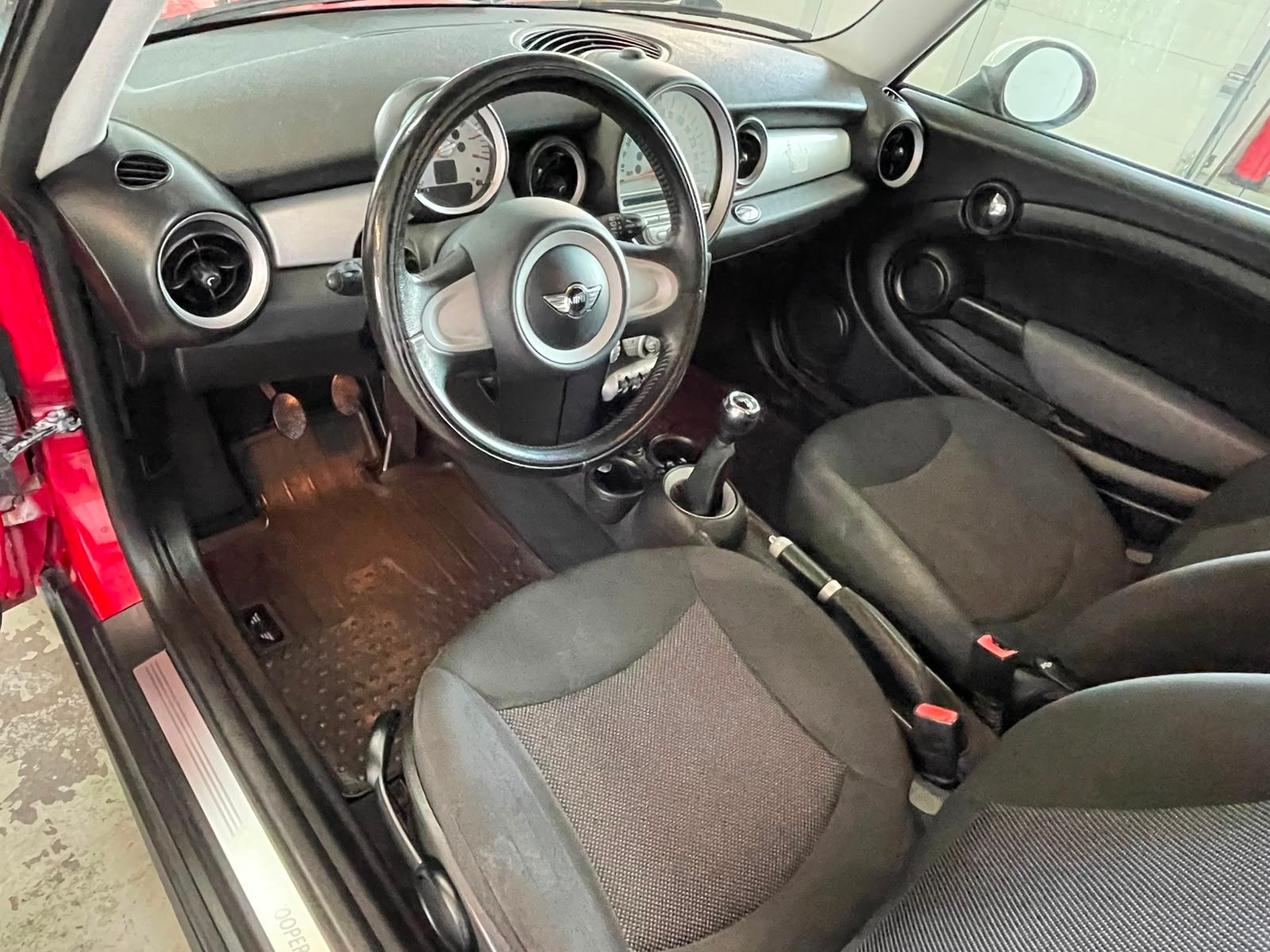 MINI Cooper-image-7