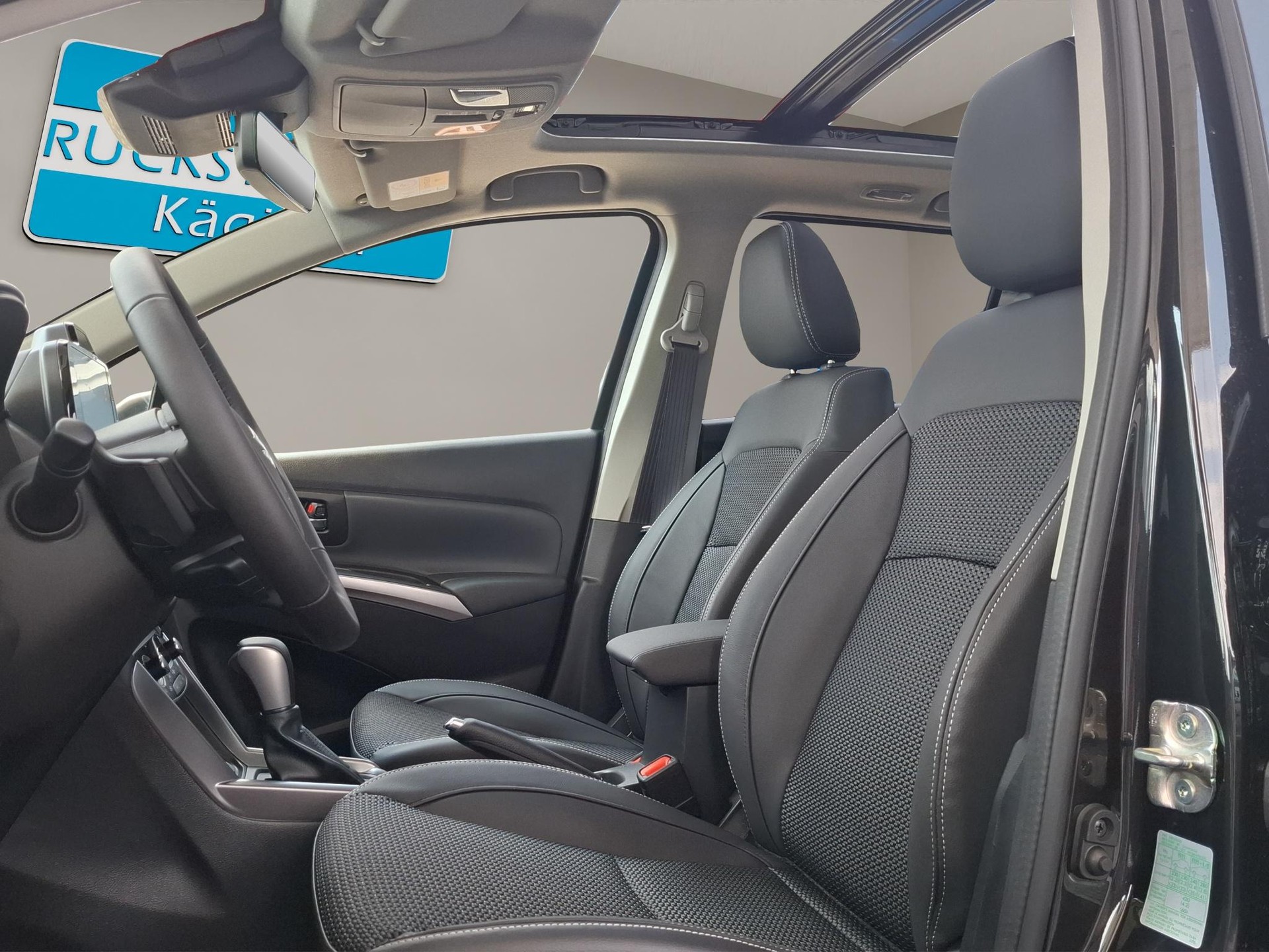 SUZUKI S-Cross 1.4 T Piz Sulai Top Hybrid 4x4-image-5