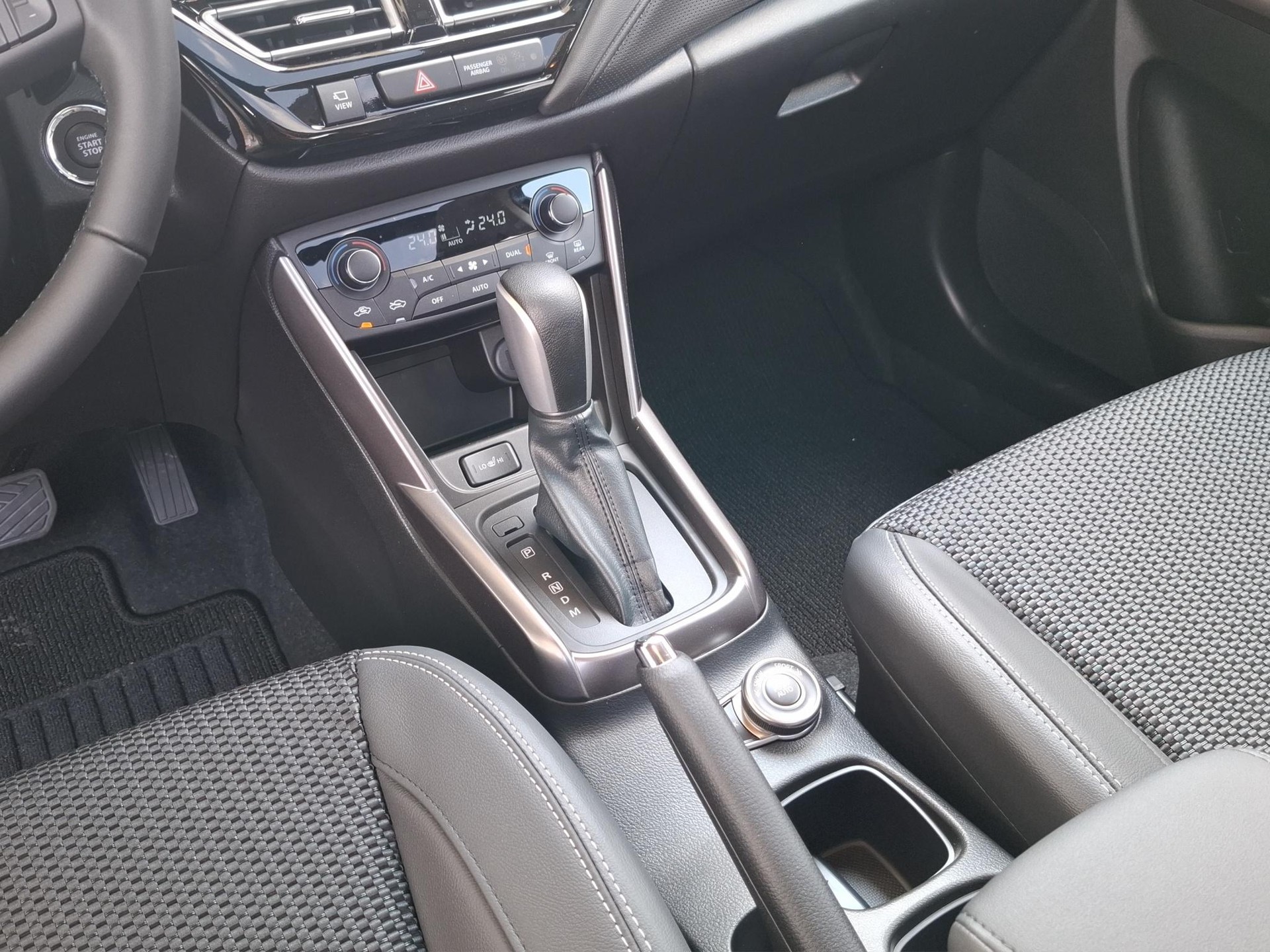 SUZUKI S-Cross 1.4 T Piz Sulai Top Hybrid 4x4-image-9