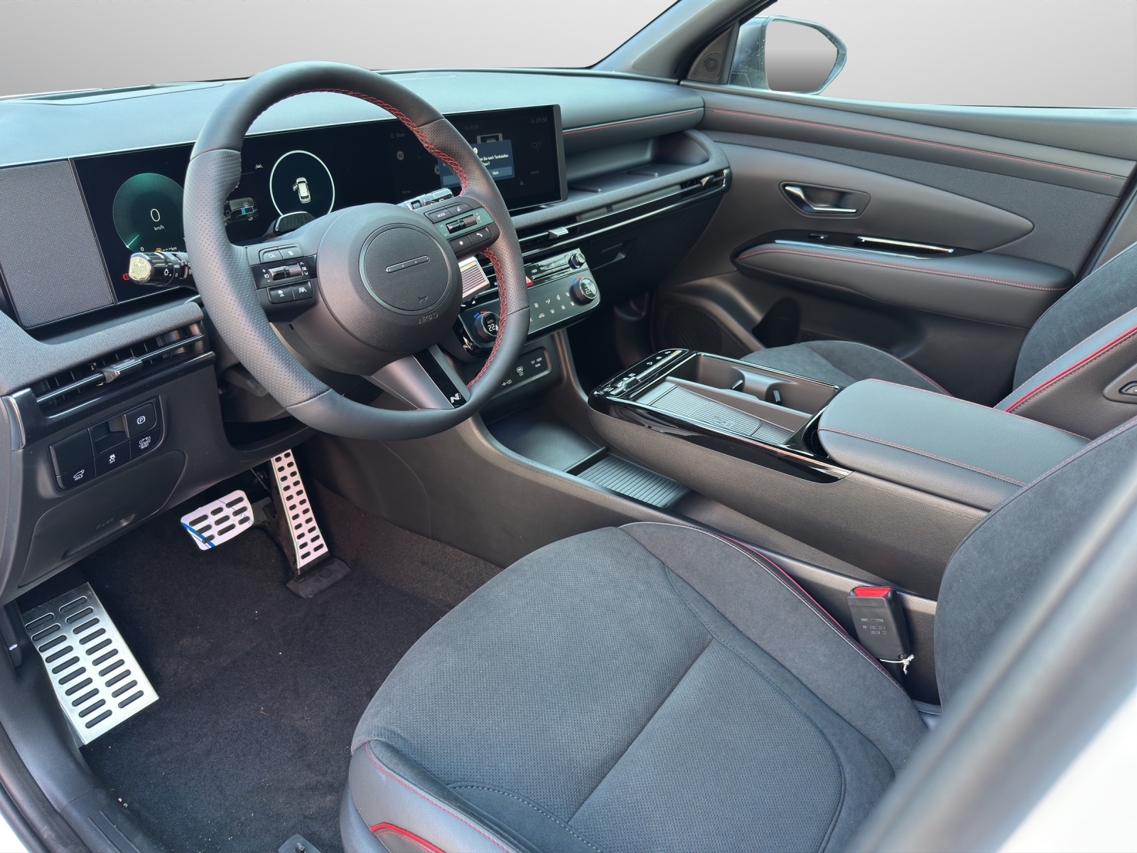 HYUNDAI Tucson 1.6 T-GDi HEV N-Line Sunroof 4WD MY27-image-4