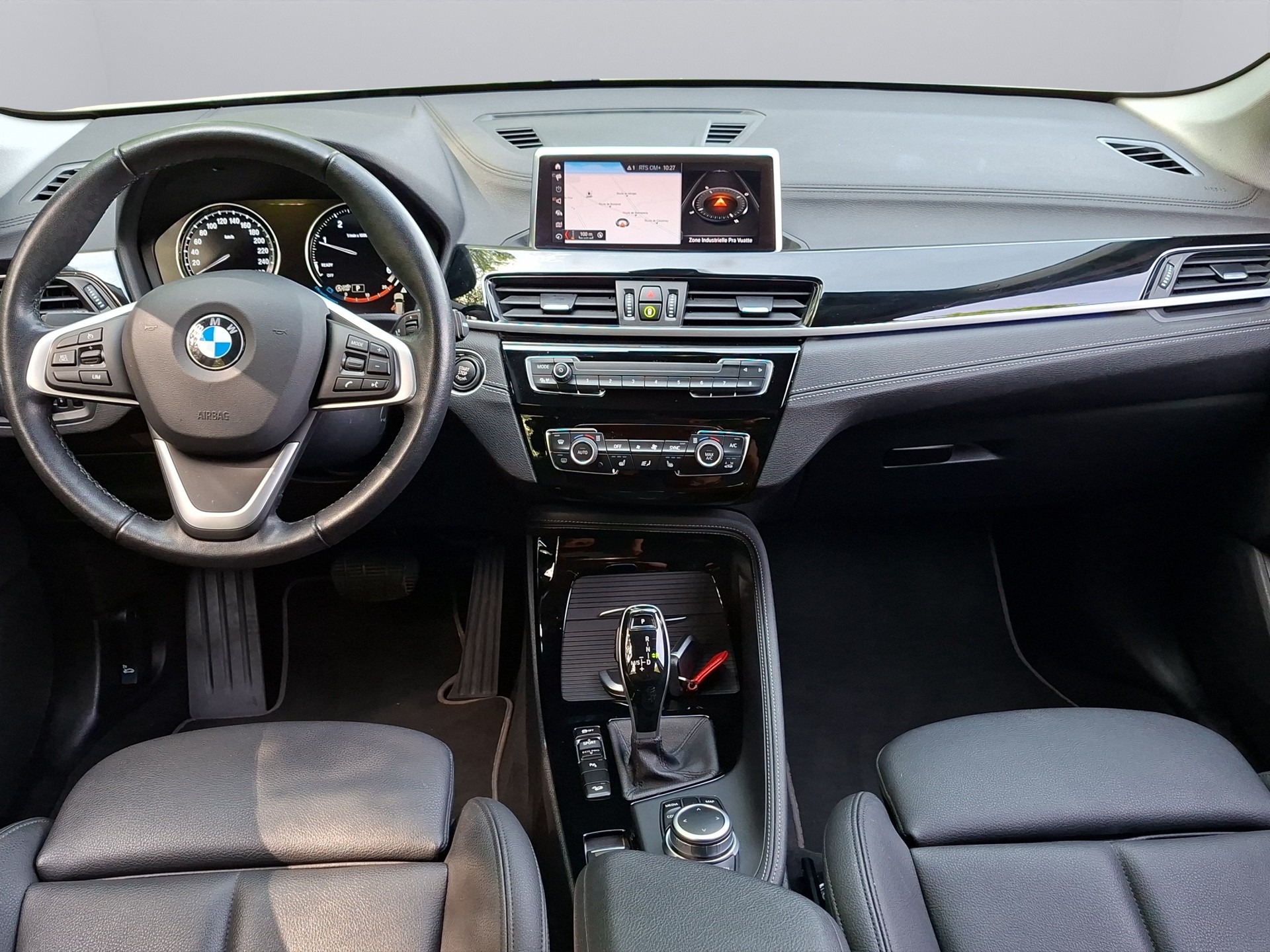 BMW X1 xDrive 18d Steptronic-image-9