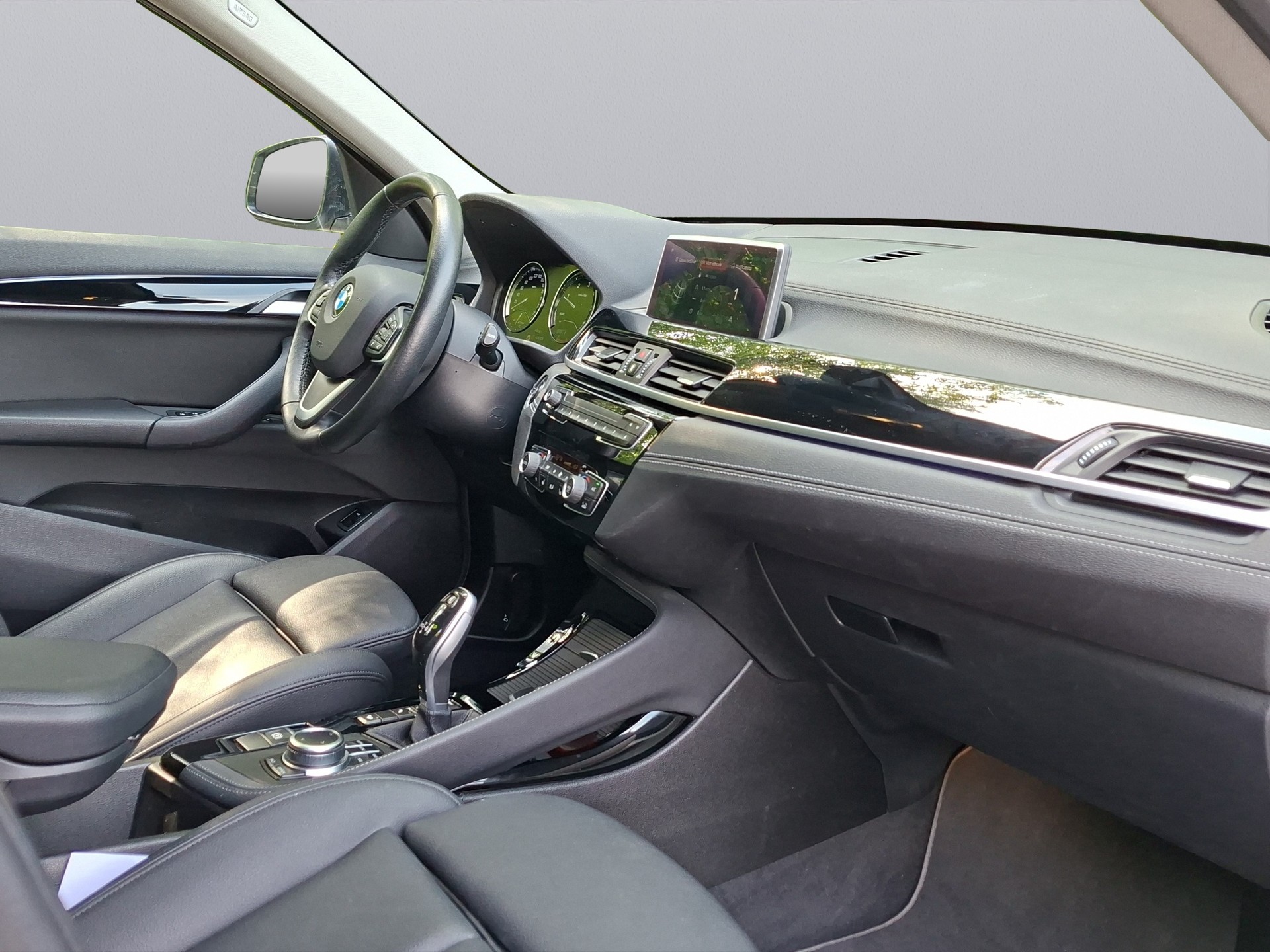 BMW X1 xDrive 18d Steptronic-image-11