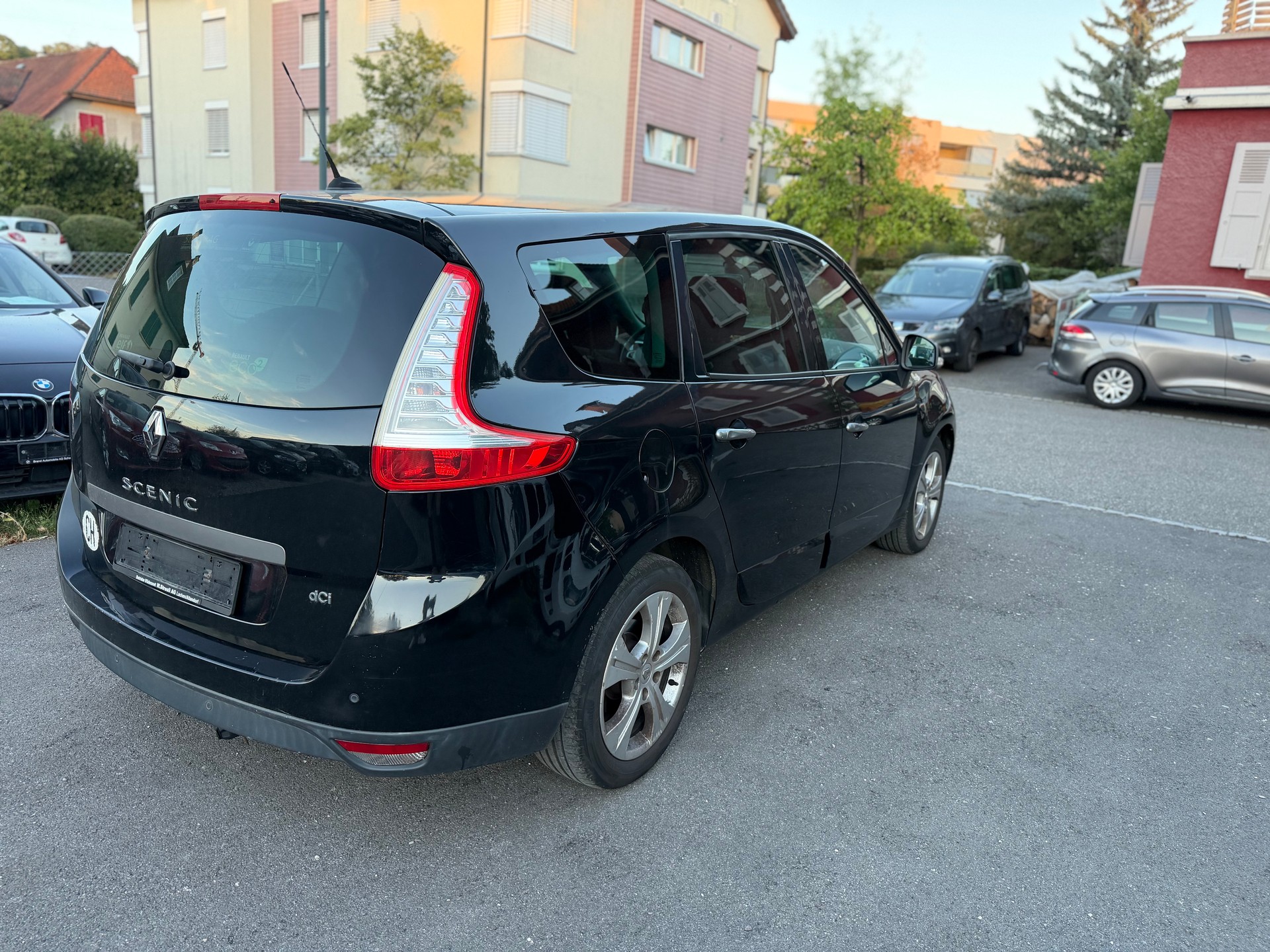 RENAULT 1.6 dCi Swiss Edition 7p-image-4
