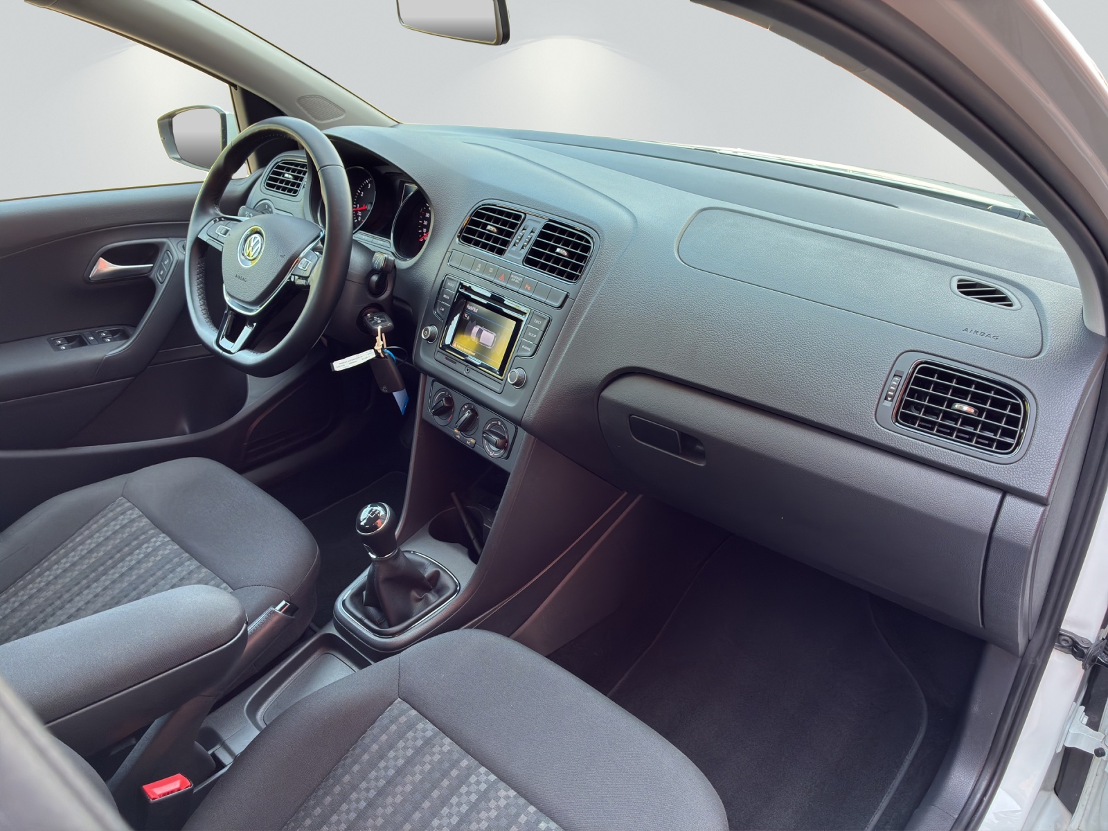 VW Polo 1.2 TSI BMT Value-image-7