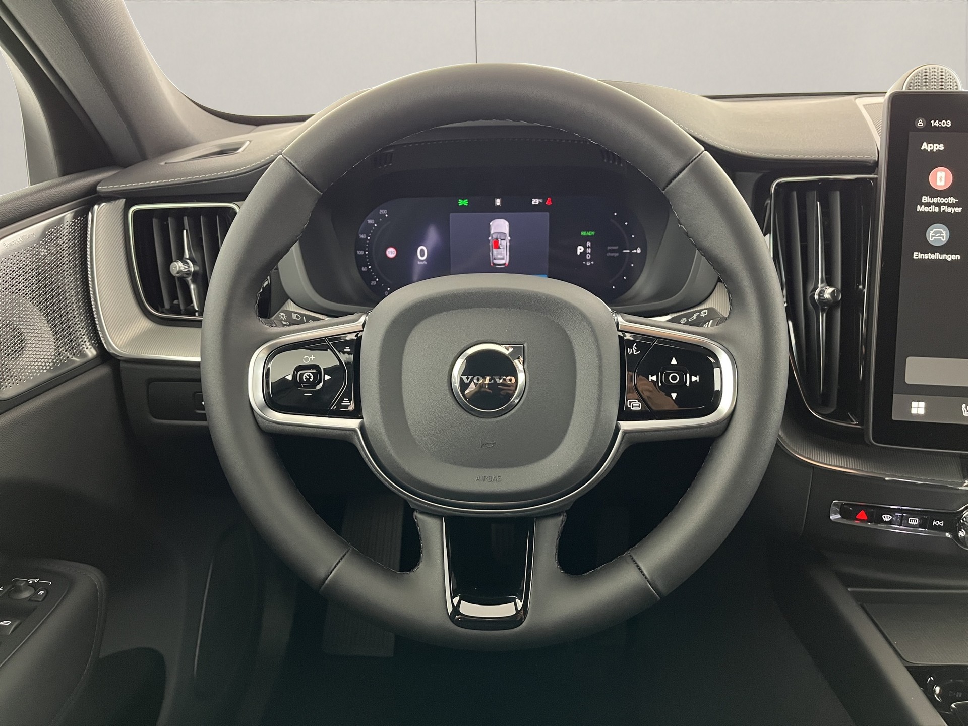 VOLVO XC60 2.0 T8 TE Black Edition eAWD-image-10