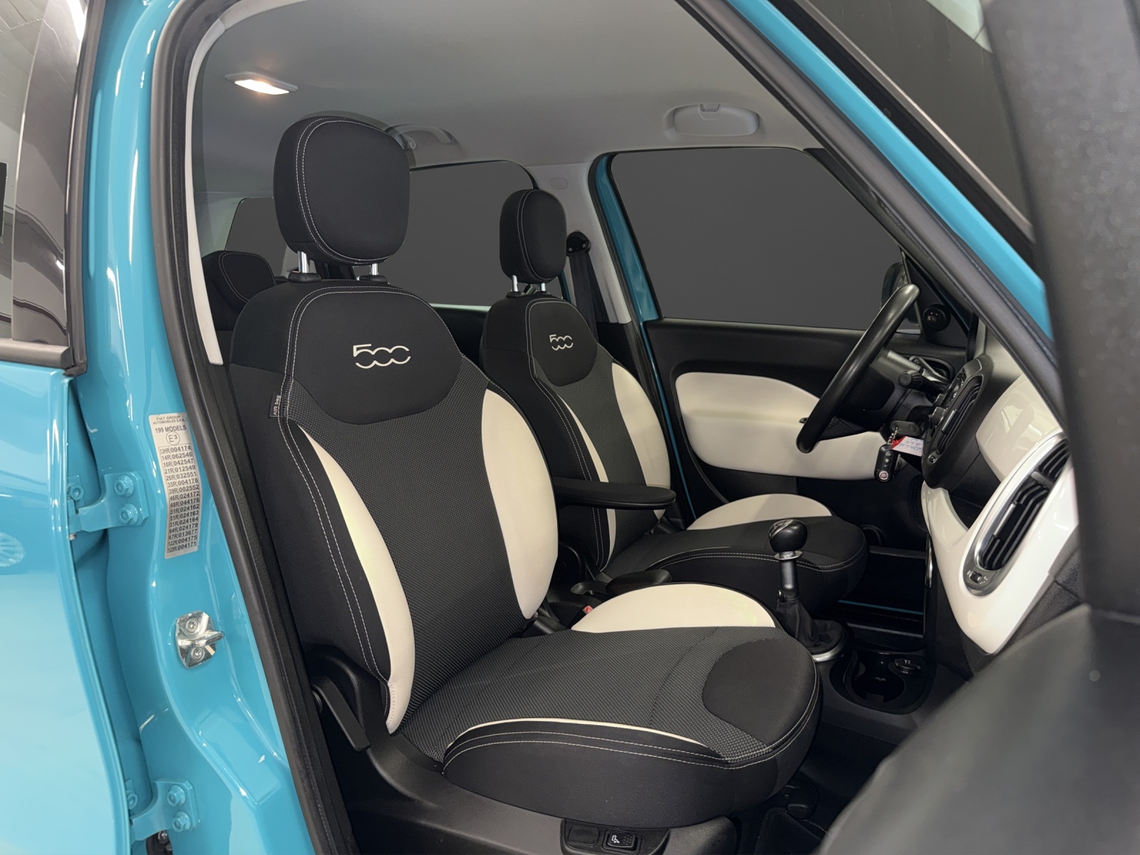 FIAT 500L 1.6 JTD Trekking-image-7