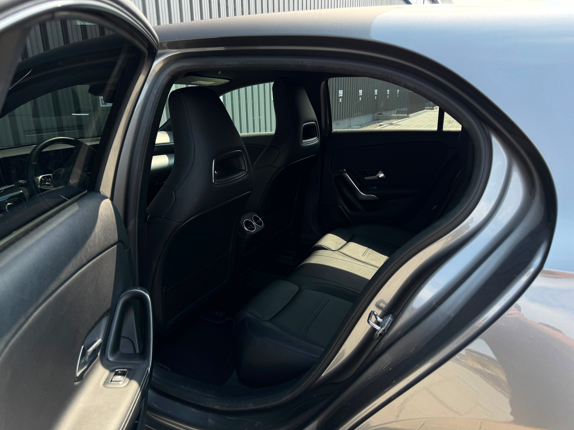 MERCEDES-BENZ A 180 d Progressive-image-13