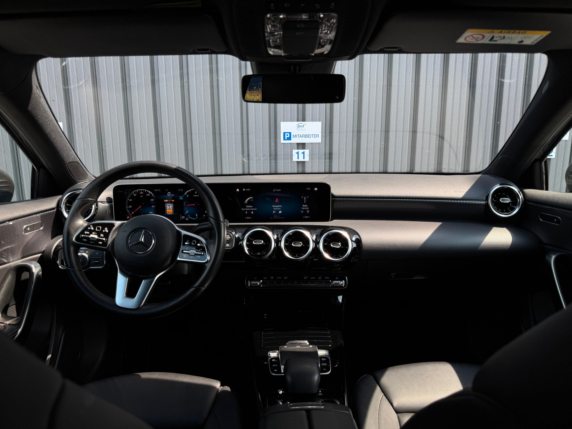 MERCEDES-BENZ A 180 d Progressive-image-14