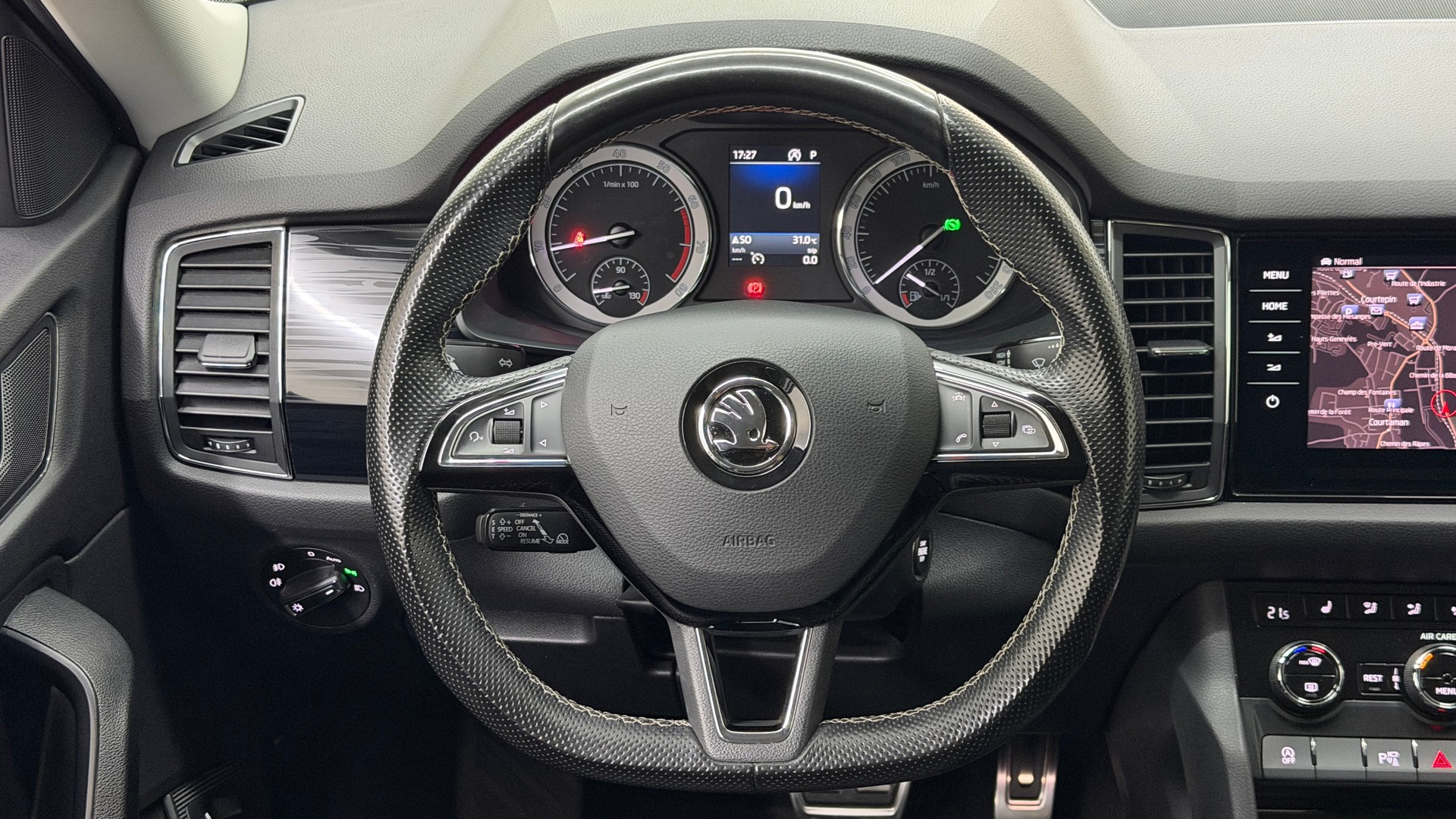 SKODA Kodiaq 2.0 TSI Style DSG 4x4-image-8