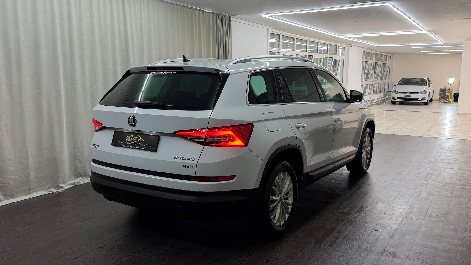 SKODA Kodiaq 2.0 TSI Style DSG 4x4-image-3