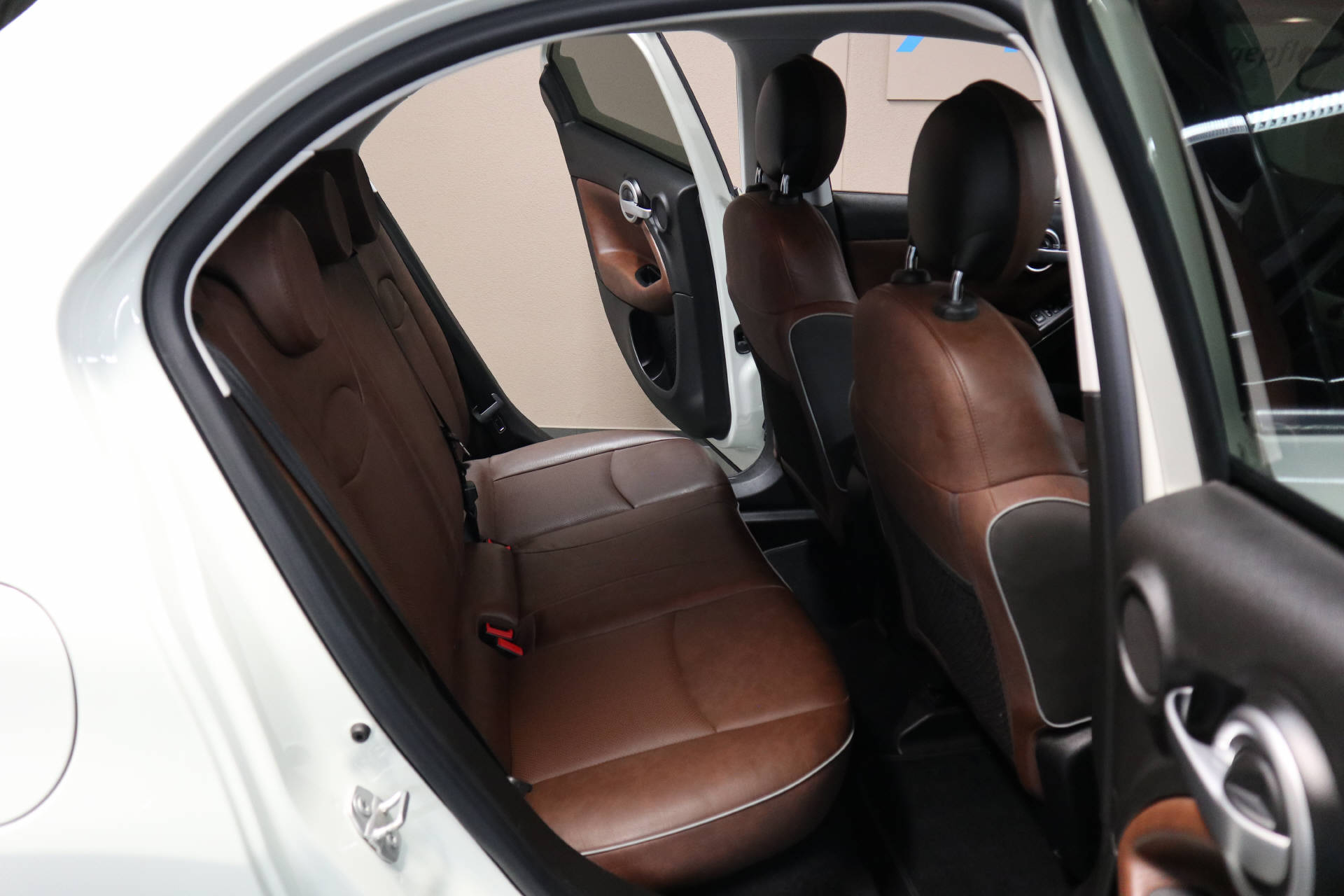 FIAT 500X 1.4 MultiAir Lounge-image-8