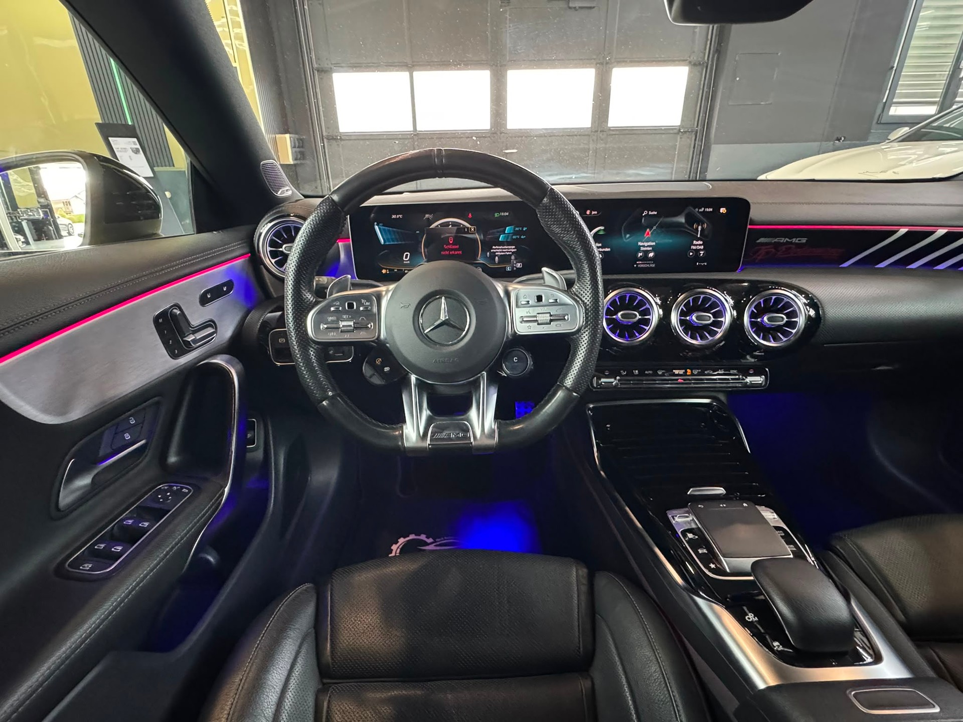 MERCEDES-BENZ CLA 45 S AMG 4Matic+ 8G-DCT-image-12