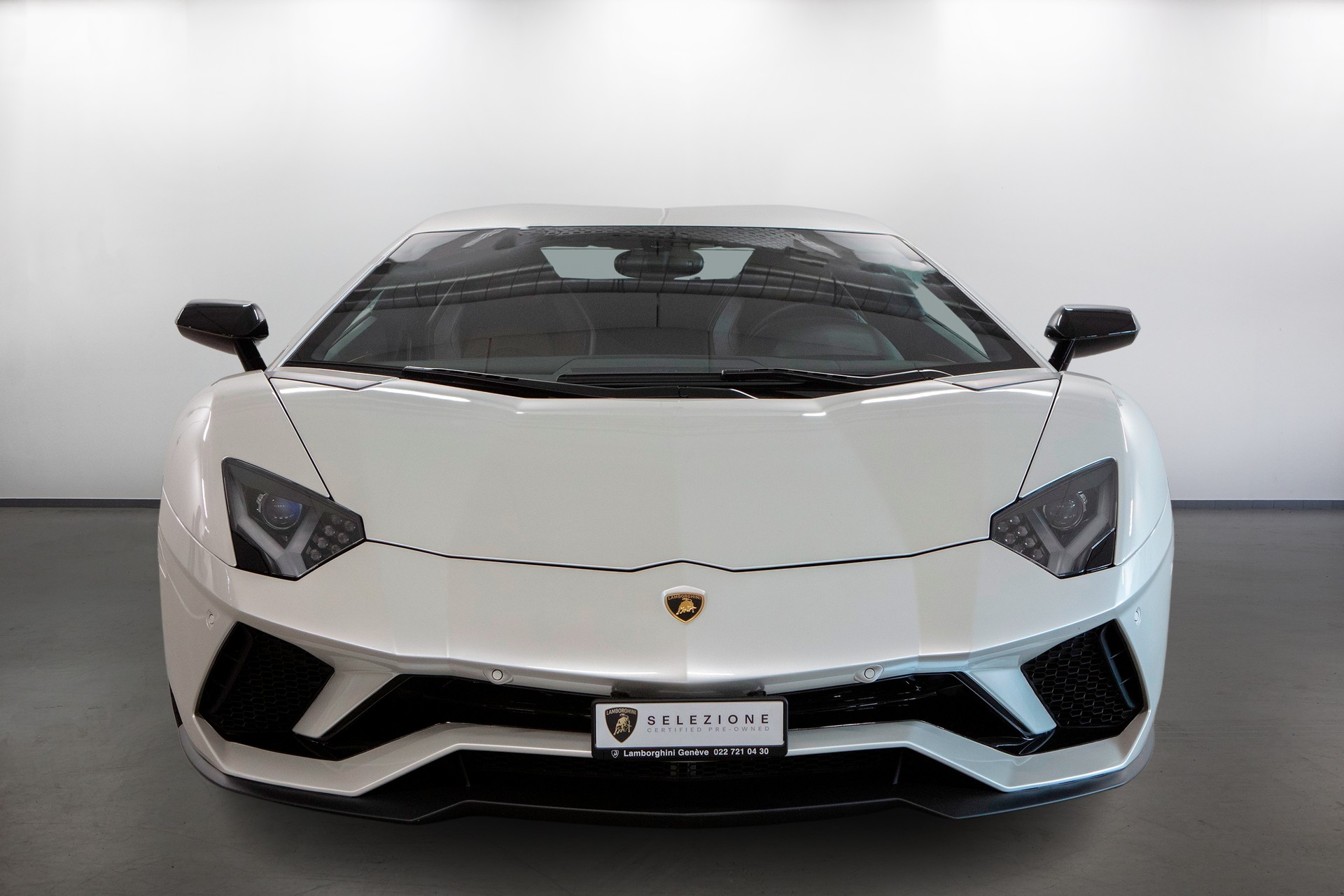 LAMBORGHINI Aventador S LP740-4 Coupé E-Gear-image-4