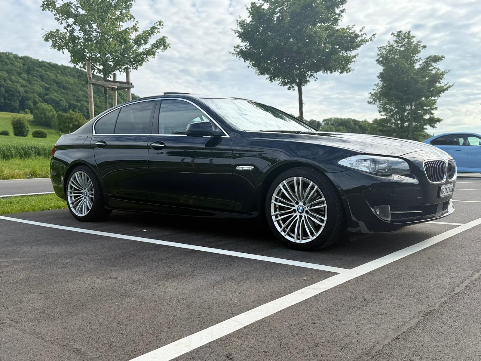 BMW 520i Steptronic-image-1