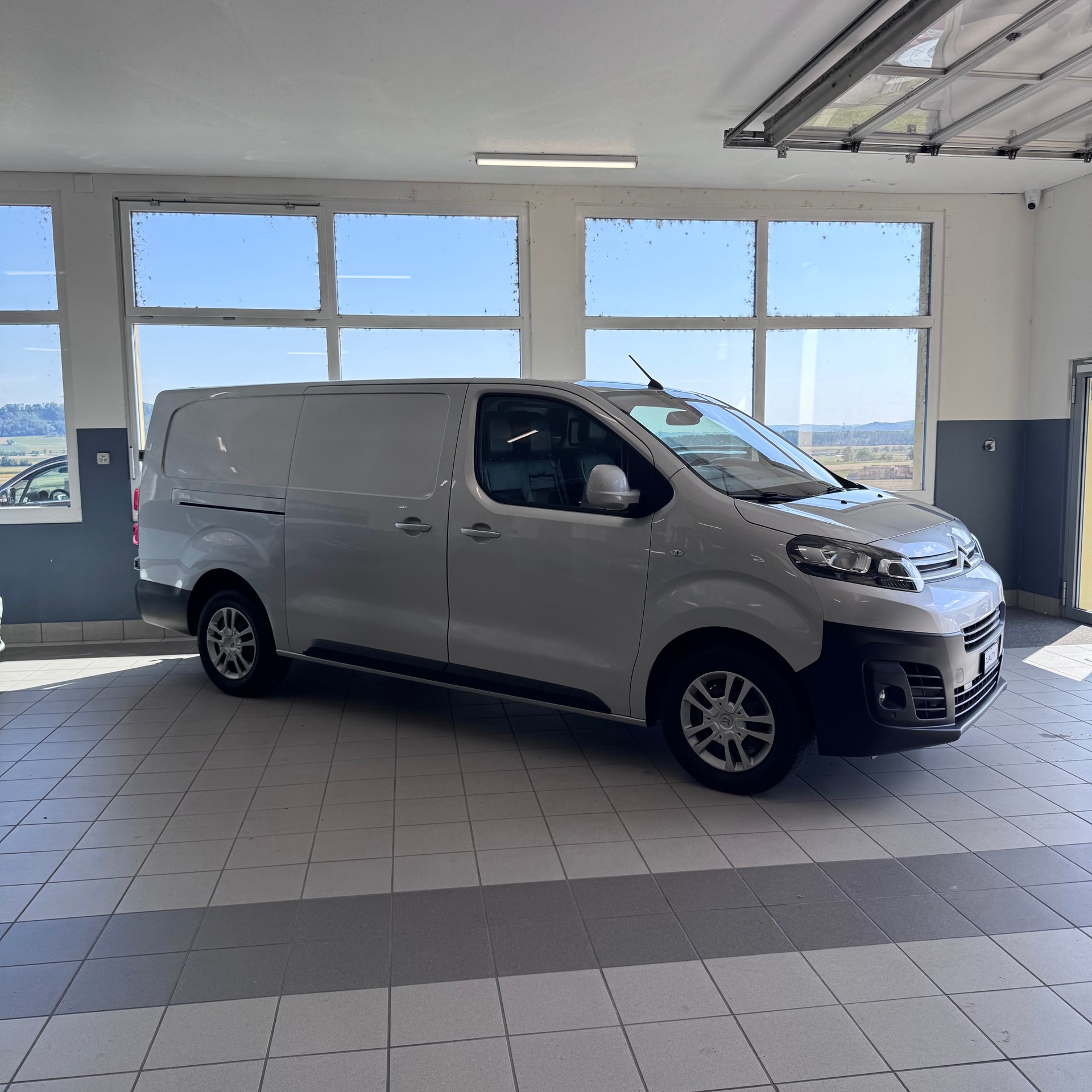 CITROEN Jumpy 2.0 BlueHDi 180 S&S XL Komfort EAT6-image-3