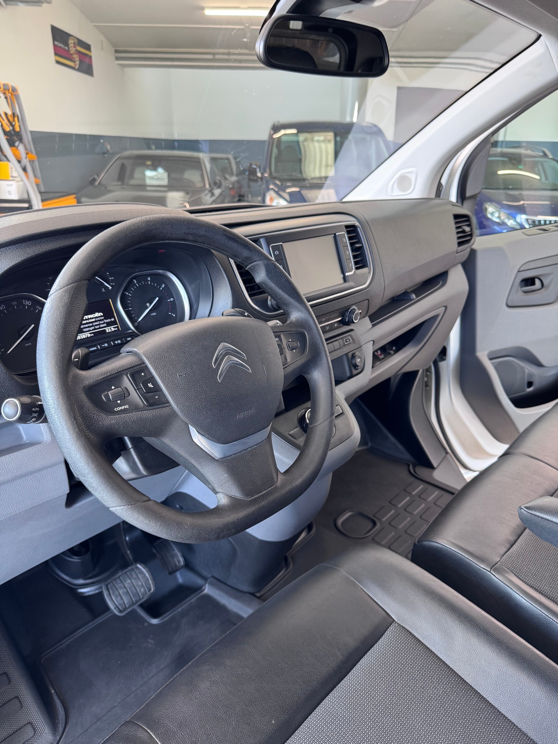 CITROEN Jumpy 2.0 BlueHDi 180 S&S XL Komfort EAT6-image-21