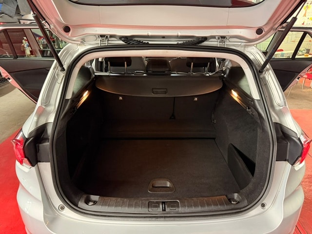 FIAT Tipo 1.4TJet Station Wagon Pop Star-image-6